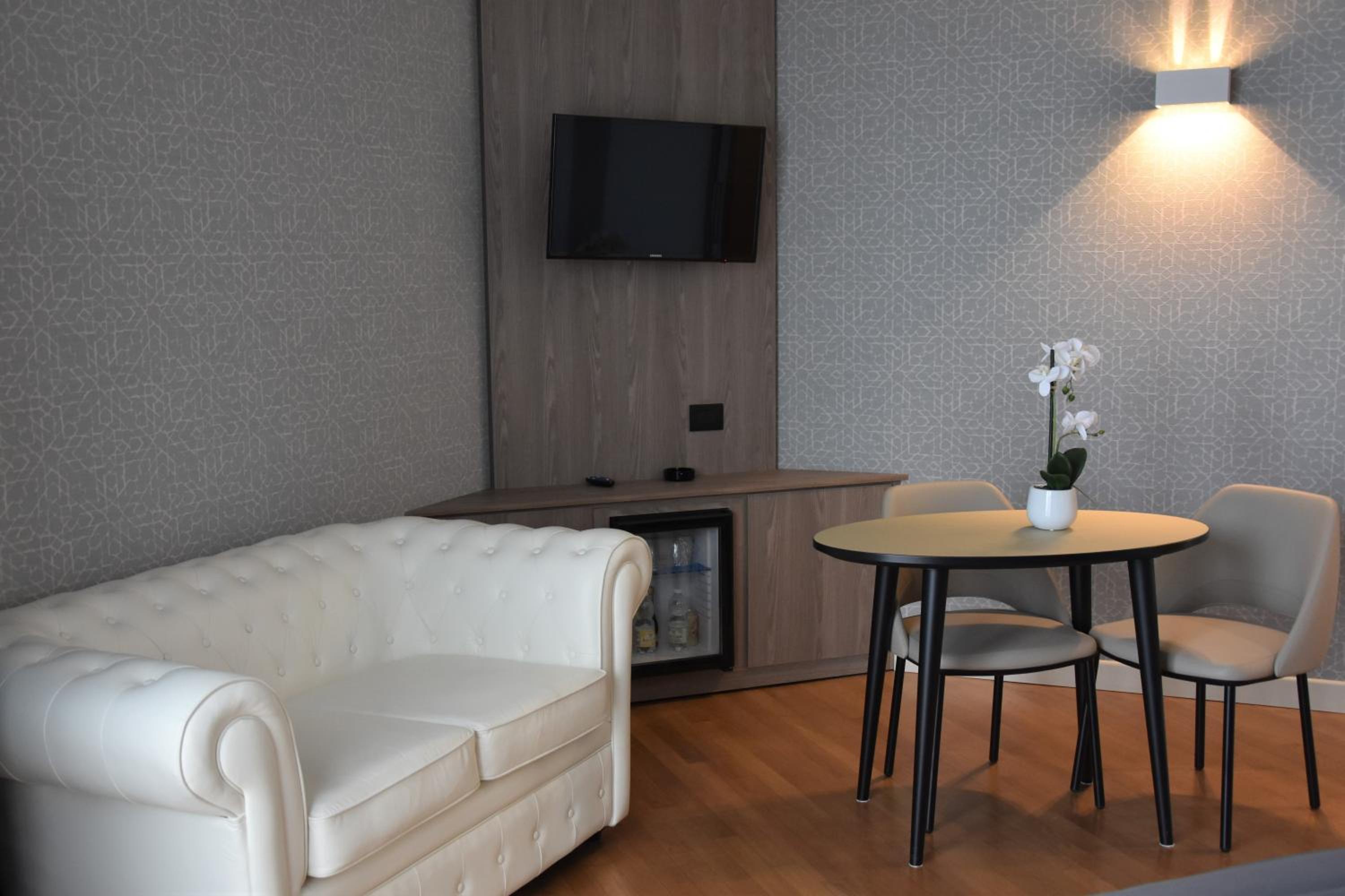 Superior Double Room - Photo 3