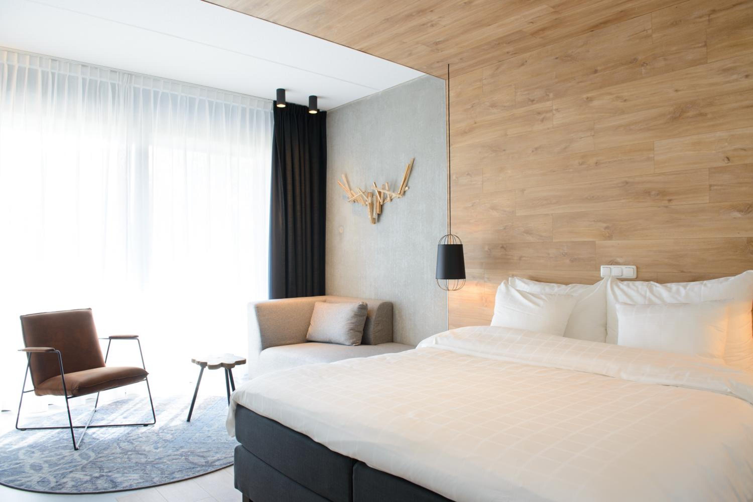 Deluxe Double Room with Terrace - Photo 2