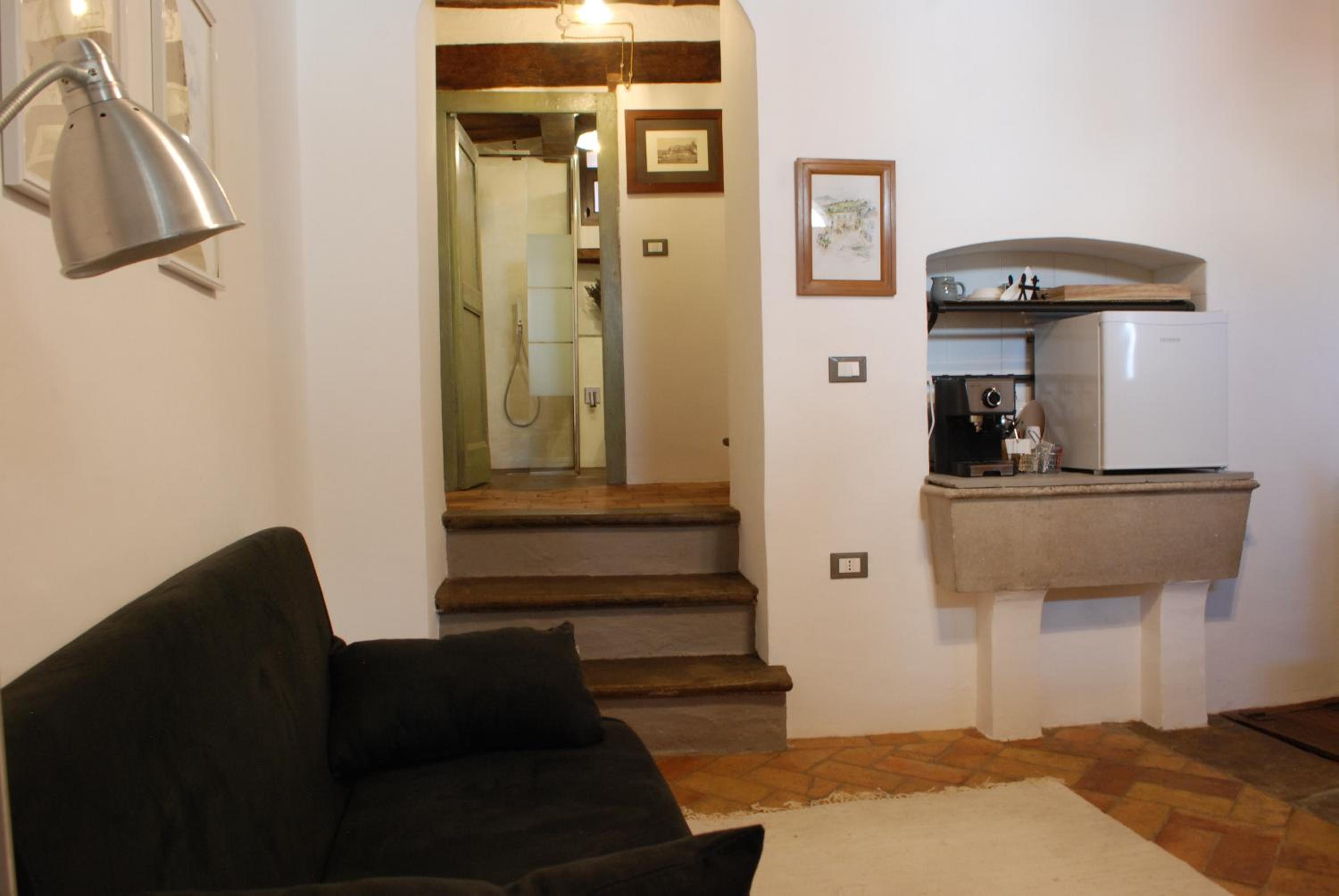 Deluxe Double Room with Extra Bed - Photo 4