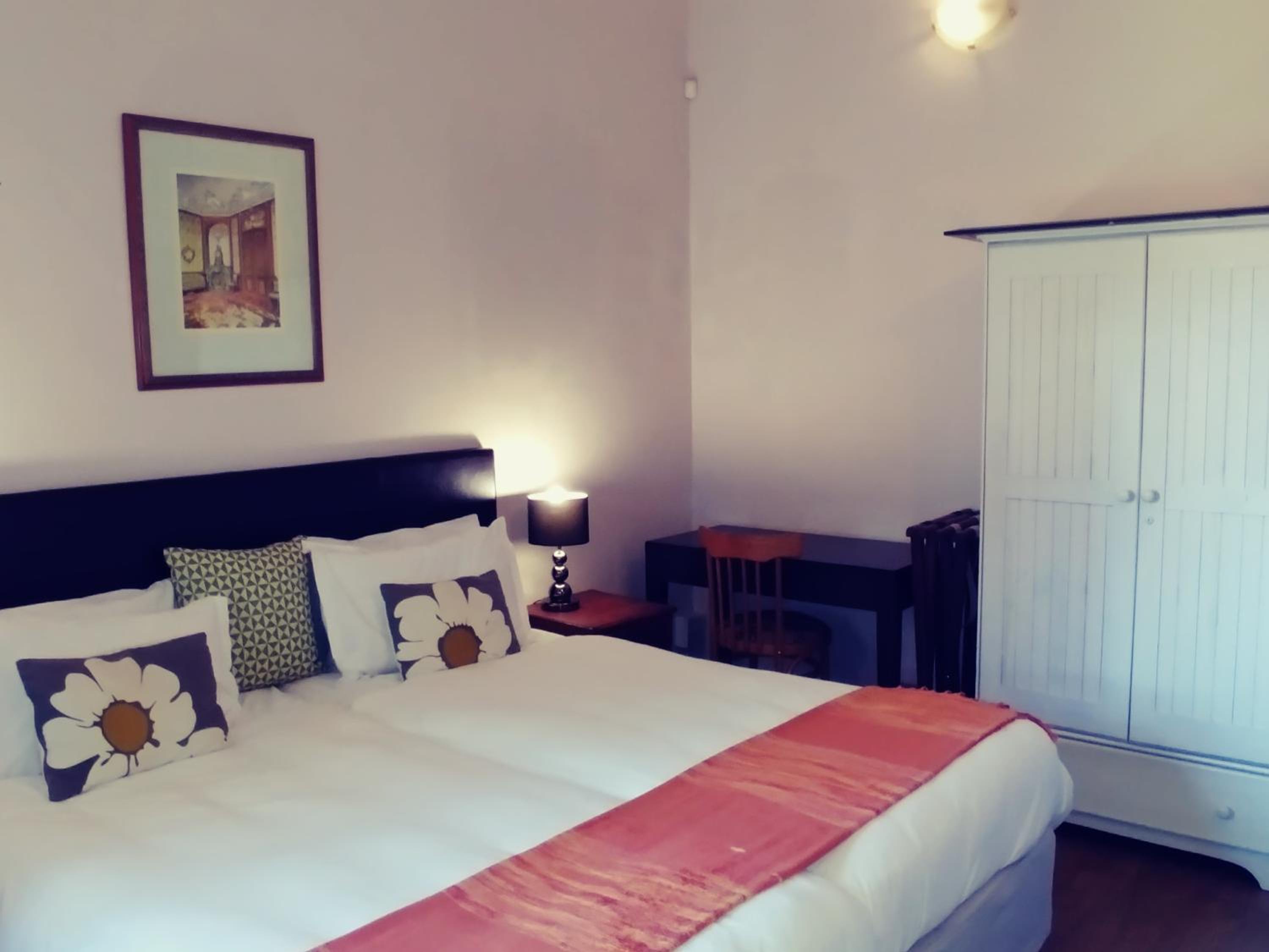 Classic Double or Twin Room photo 2