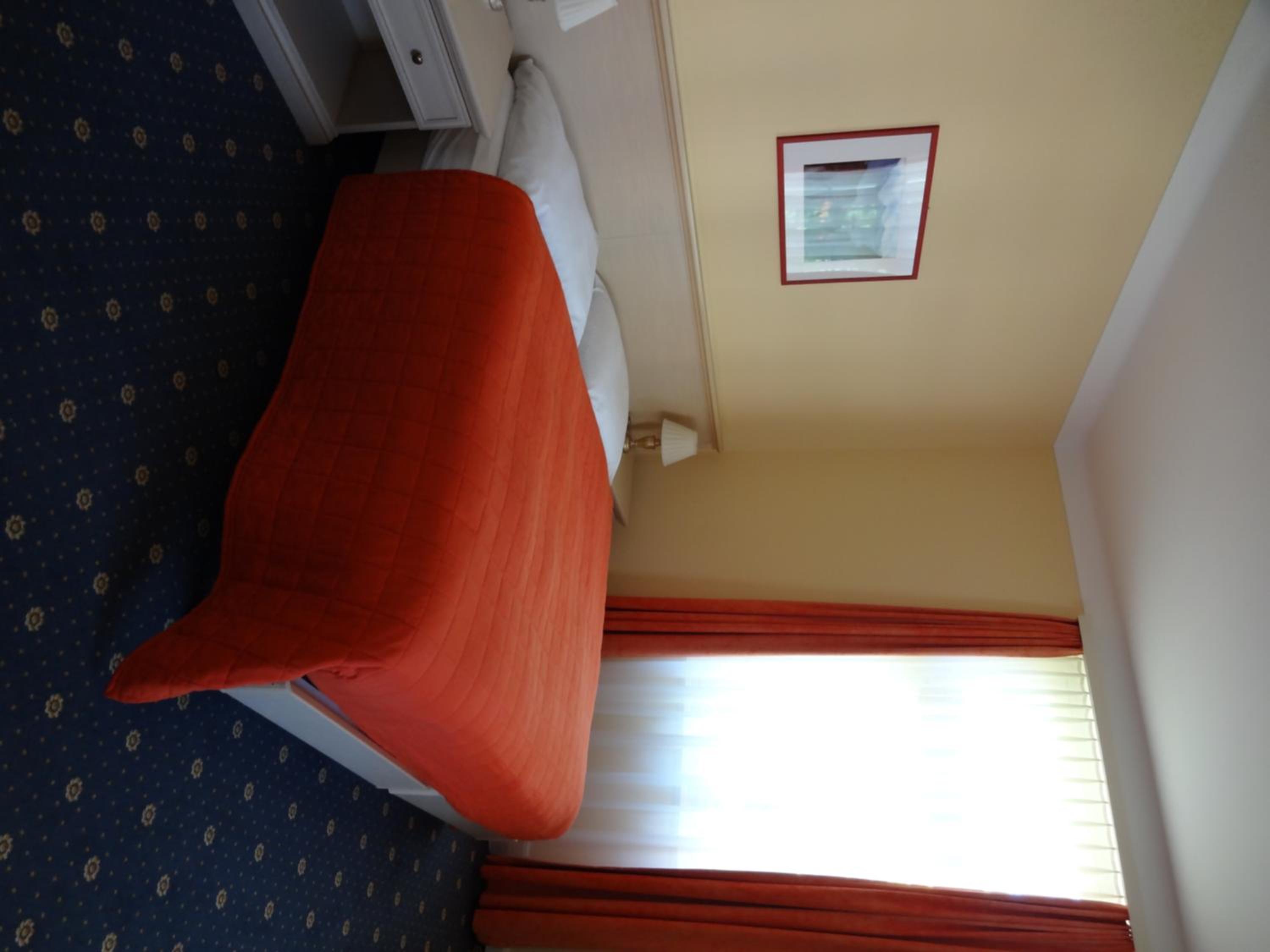 Classic Triple Room photo 2