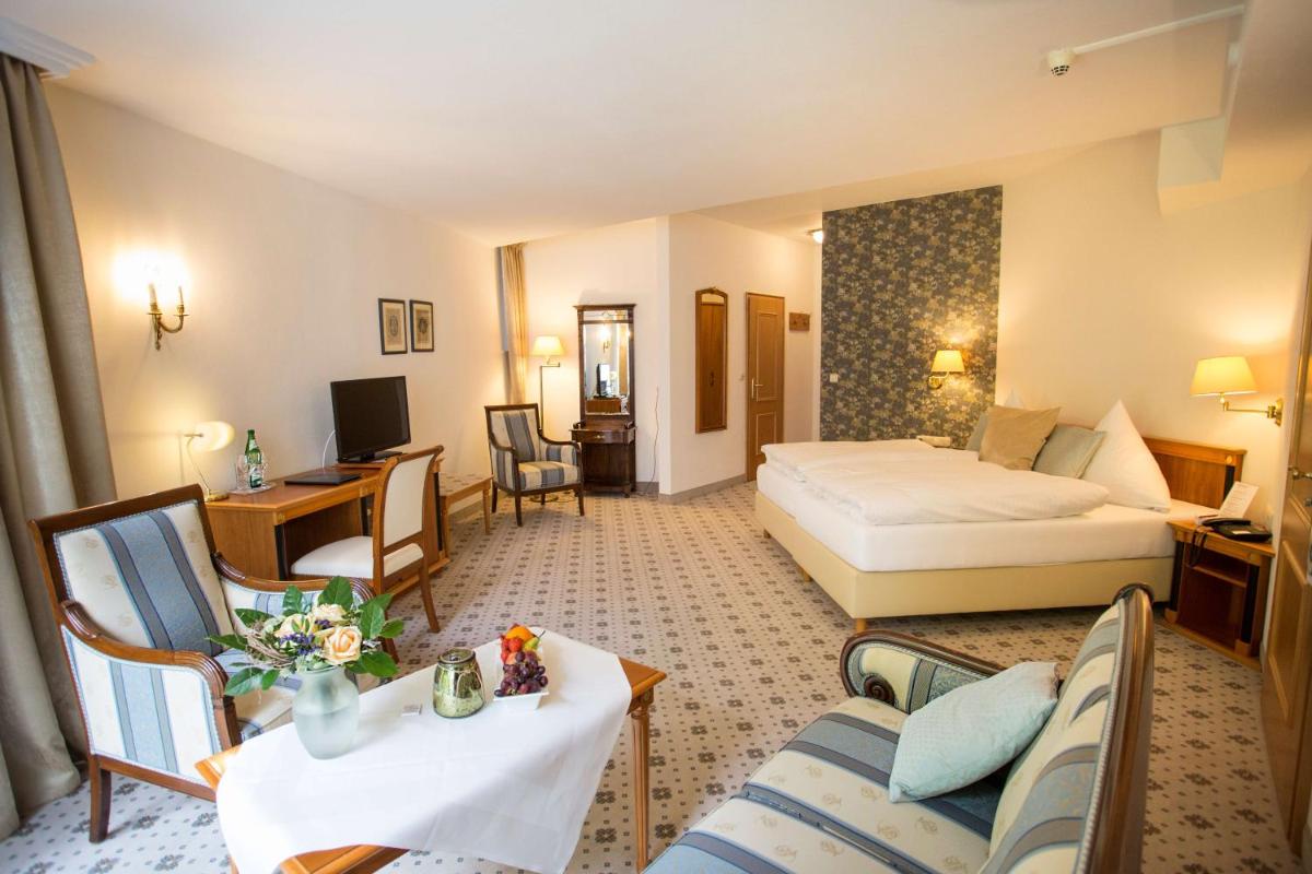 Deluxe Double Room photo 2