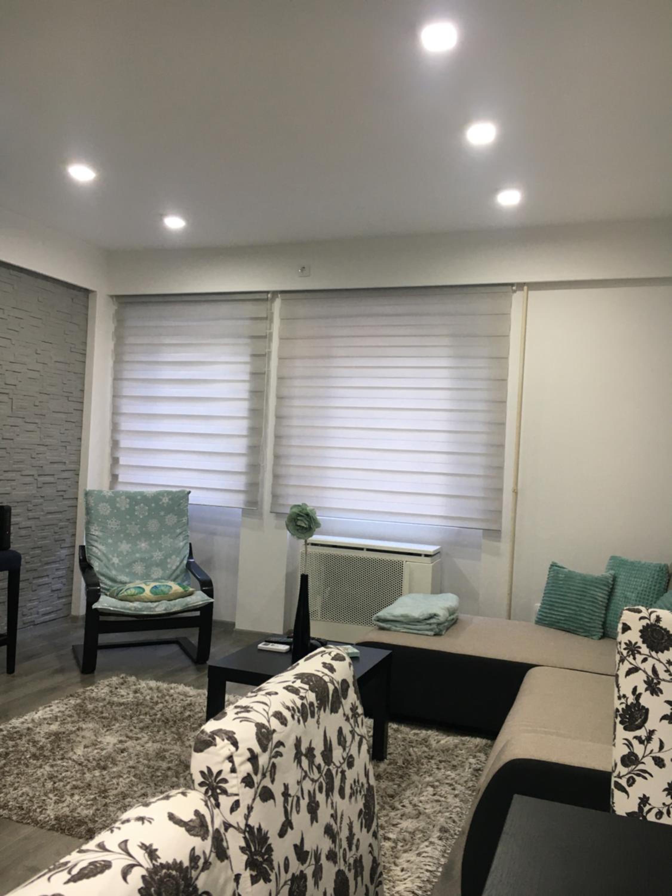 One-Bedroom Apartment - Photo 1