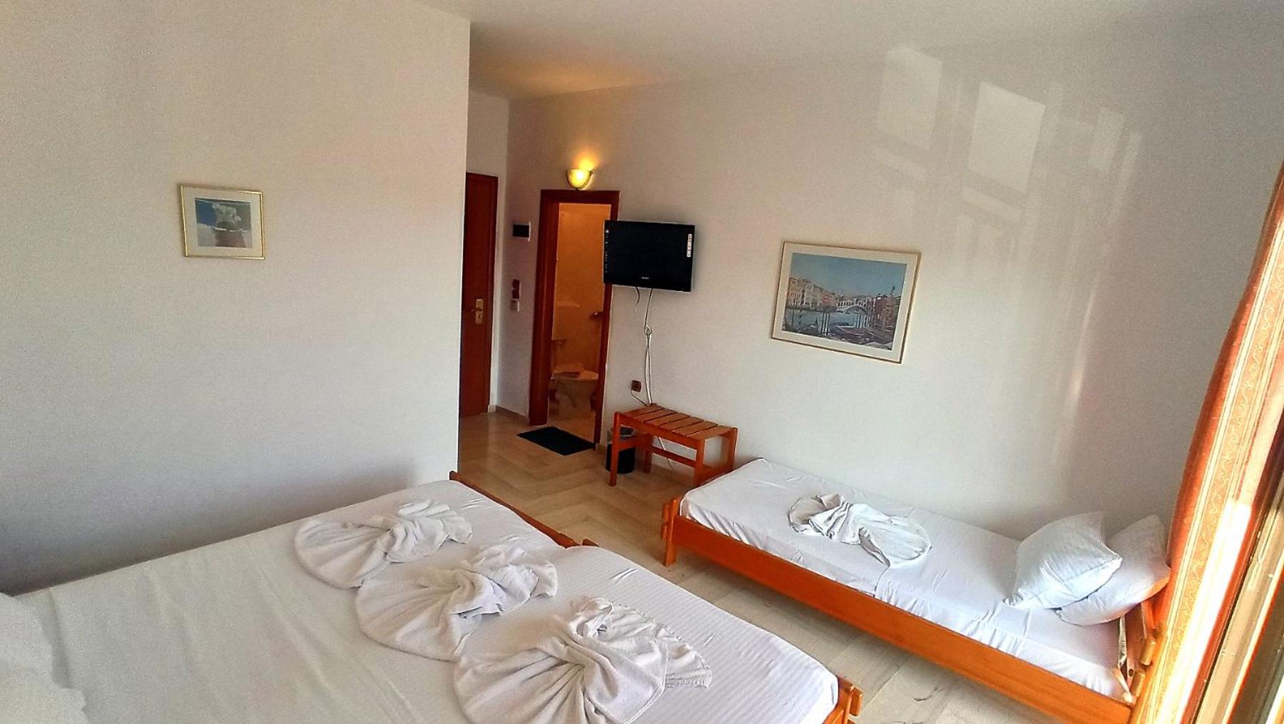 Chambre Triple Économique