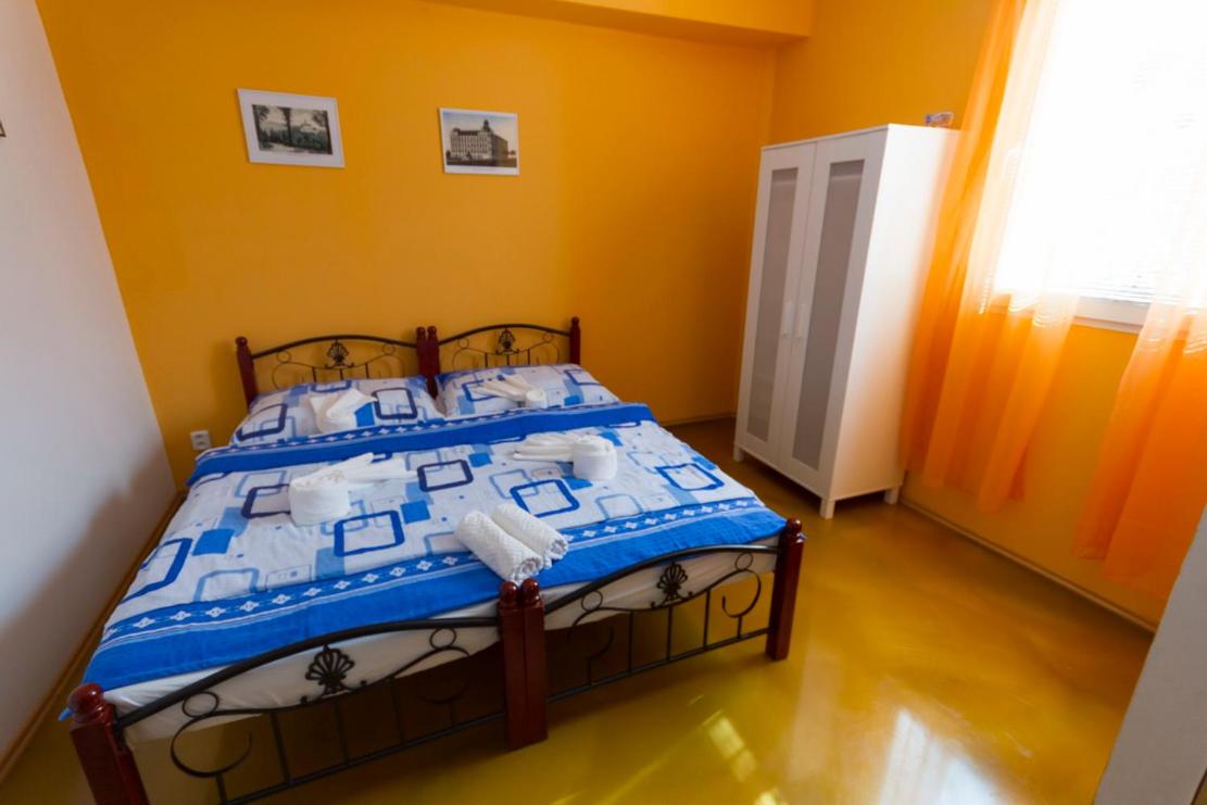 Two-Bedroom Apartment - Photo 1