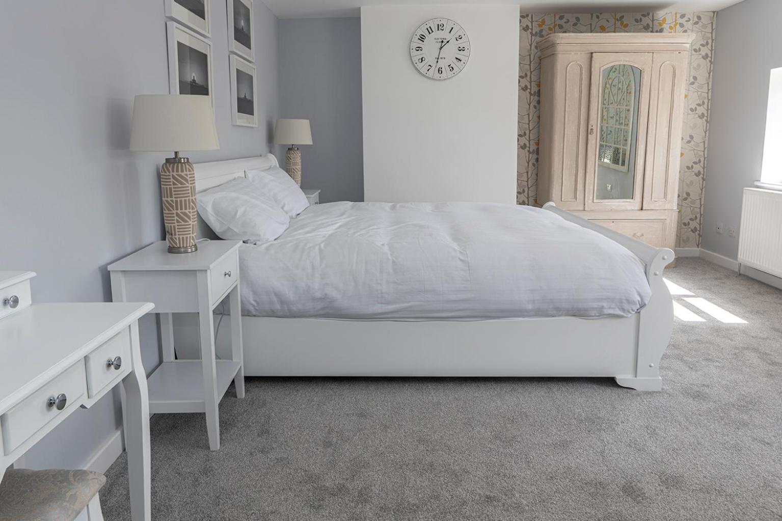 Deluxe Queen Room - Photo 1