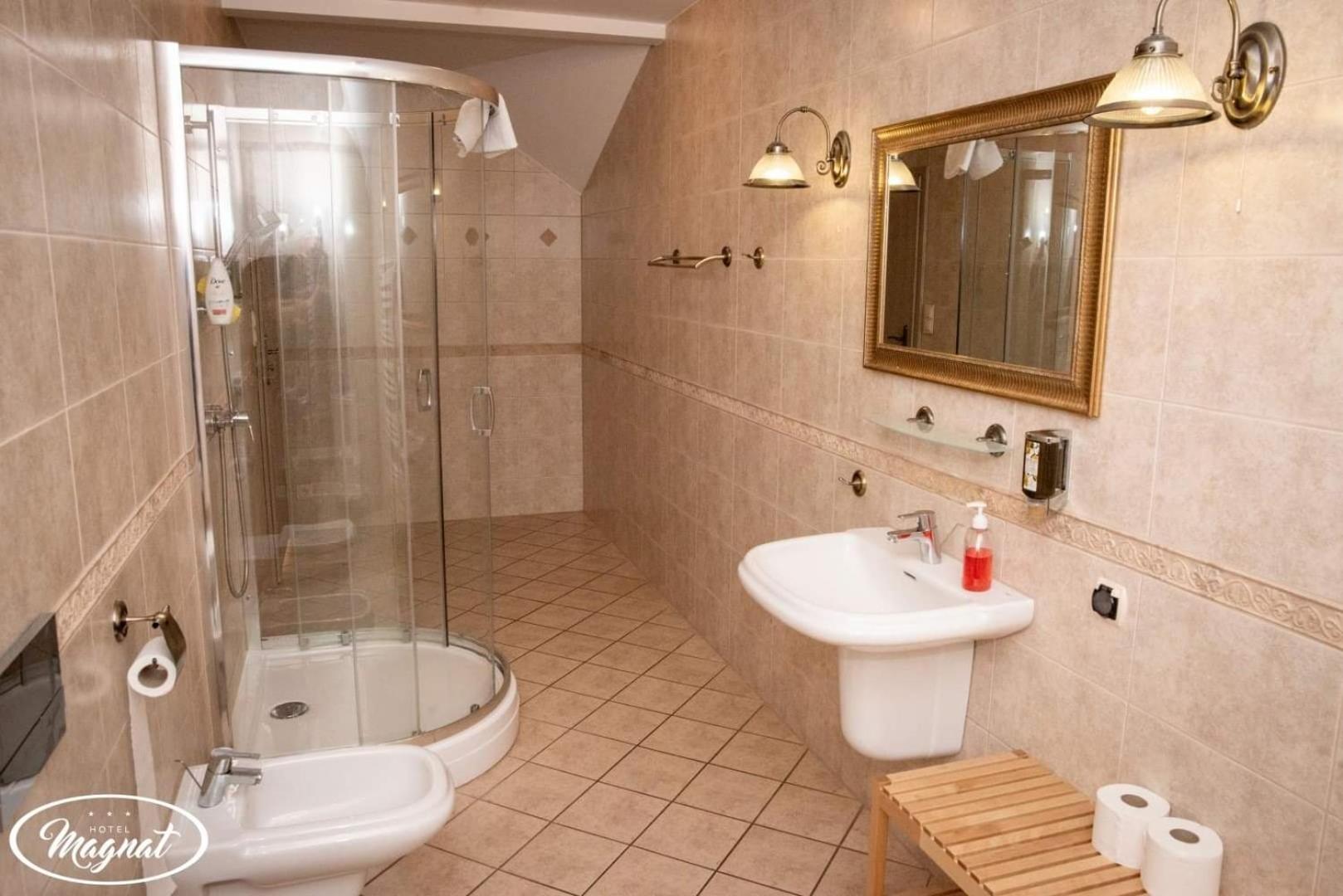 Deluxe Double Room - Photo 10