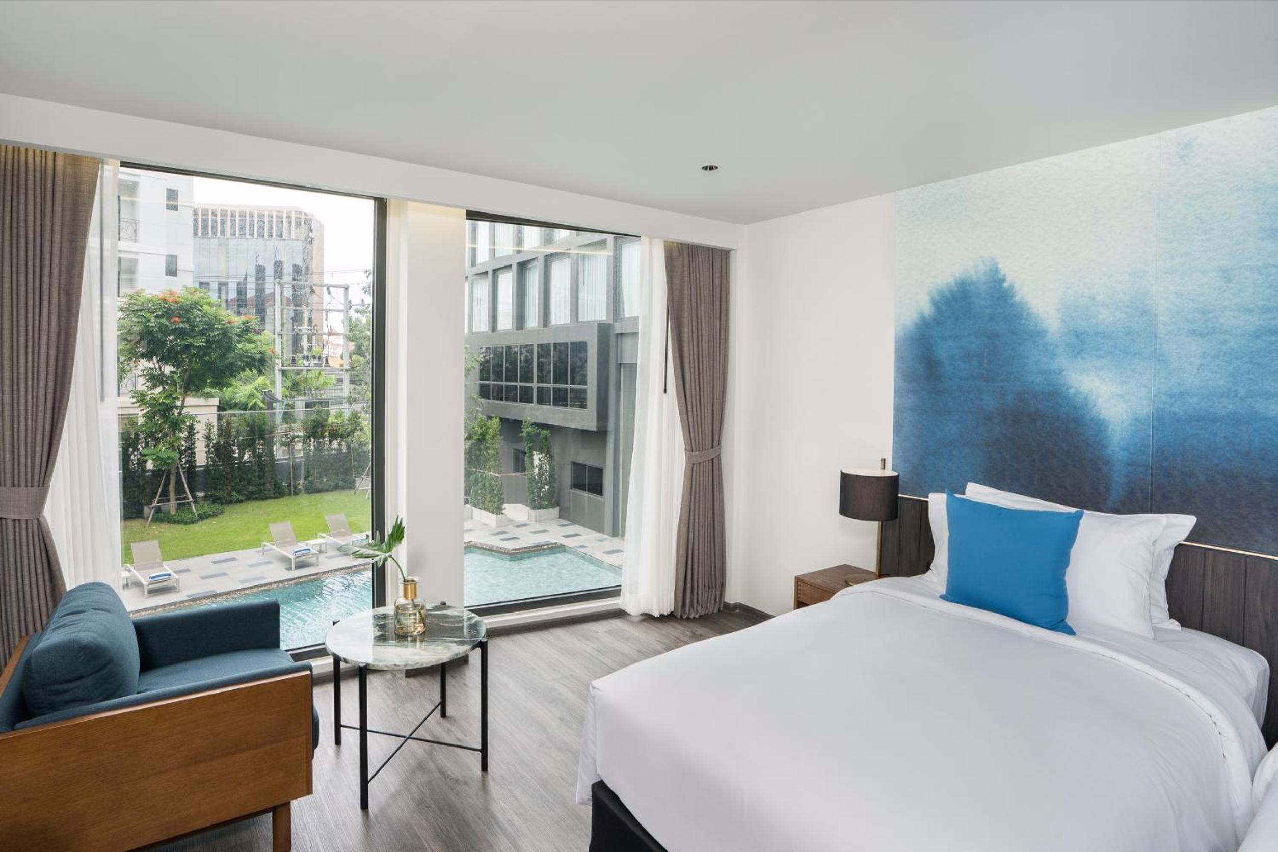 Deluxe Twin Room with Pool View - Non-Smoking - Photo 4