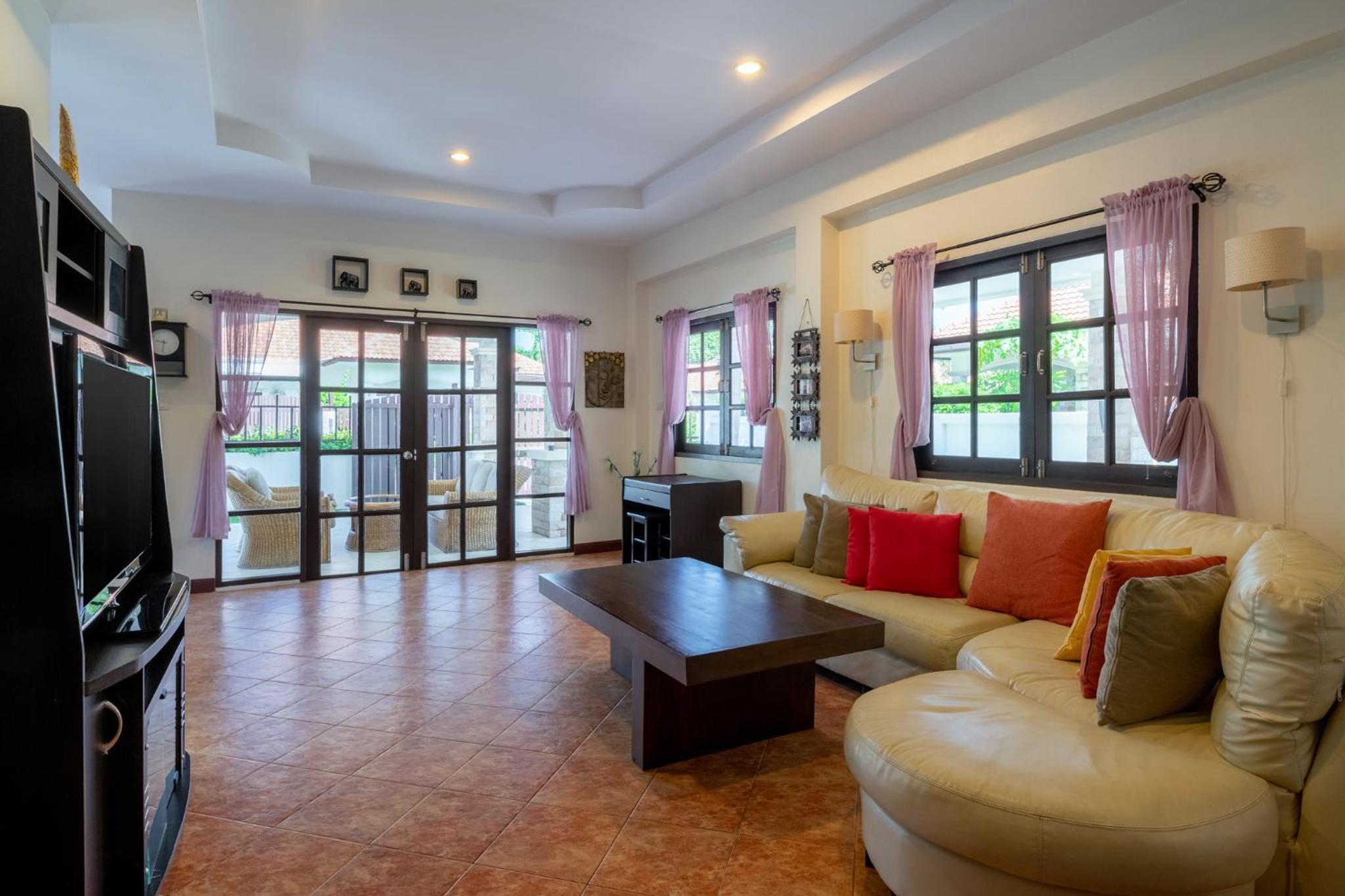 Three-Bedroom Villa photo 1