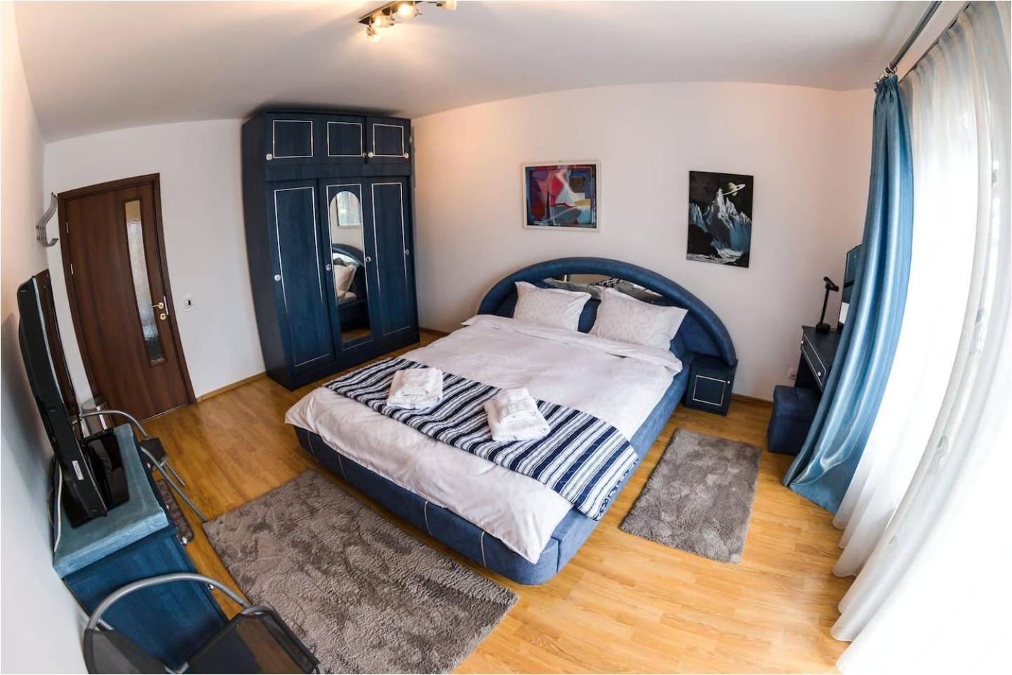 Double Room - Photo 4