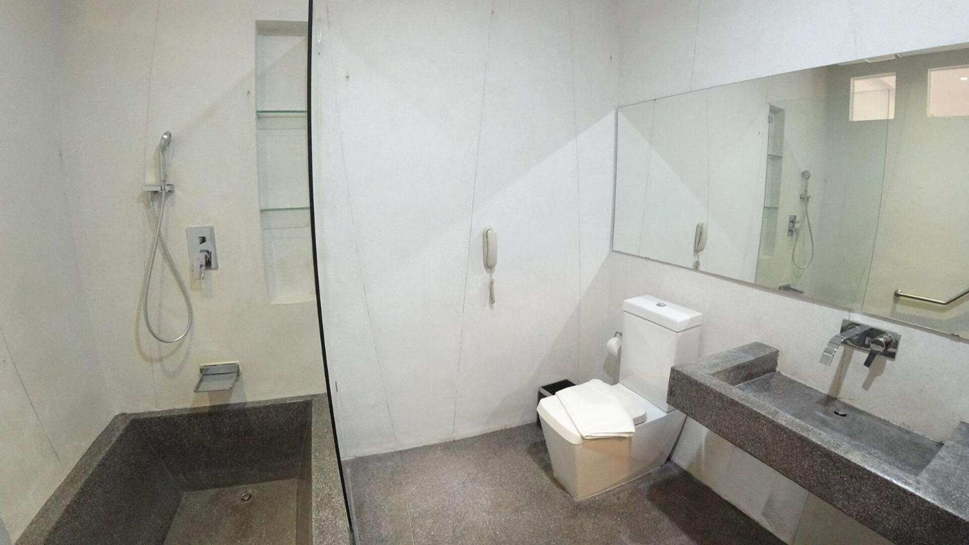 Deluxe Twin Room - Photo 3