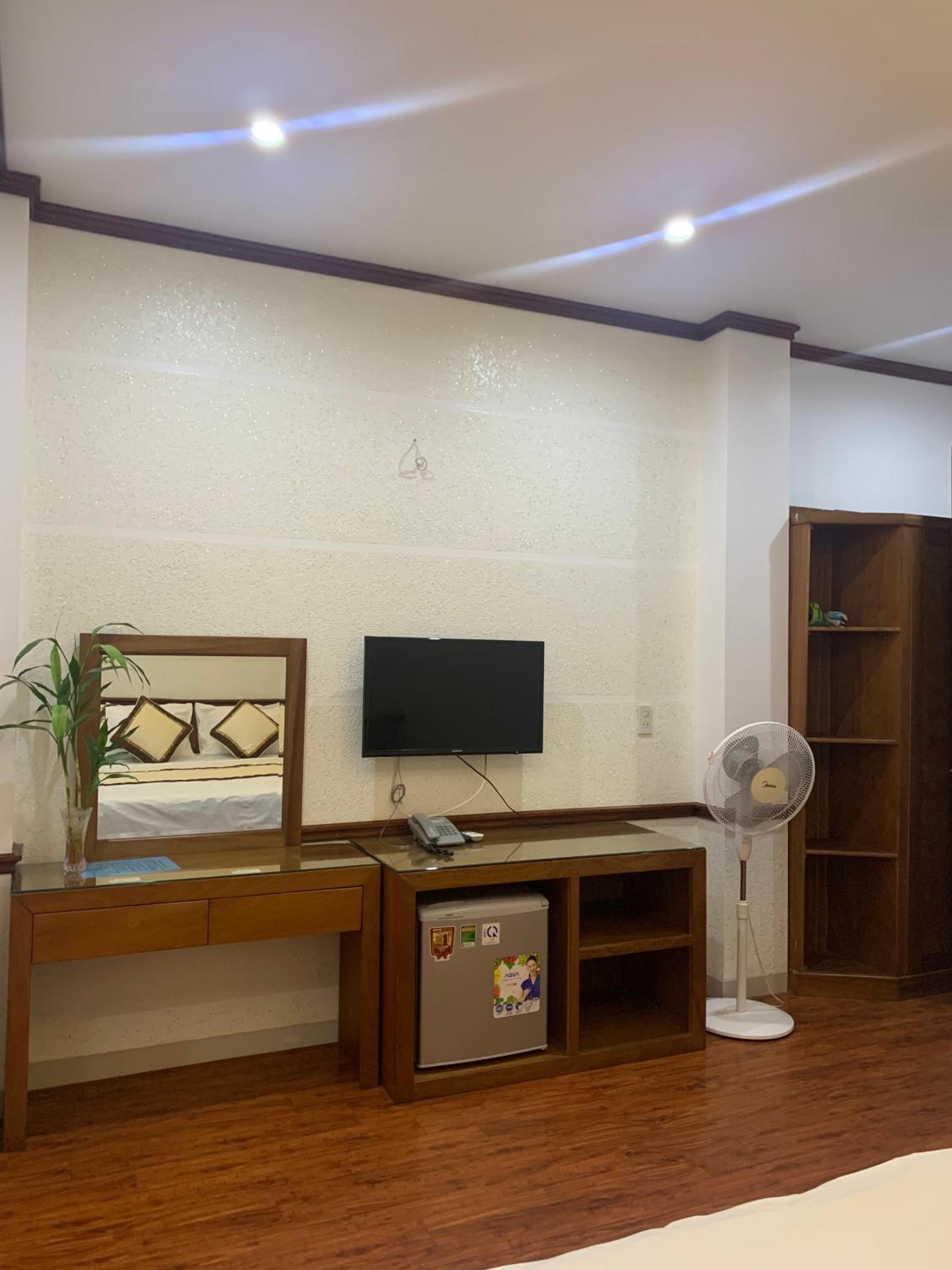 Standard King Room - Photo 4