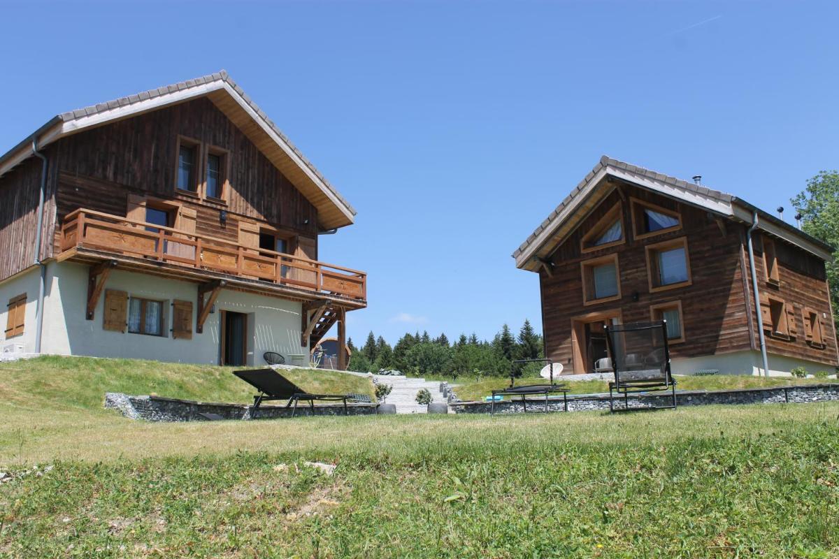 Double or Twin Room with Mountain View photo 3
