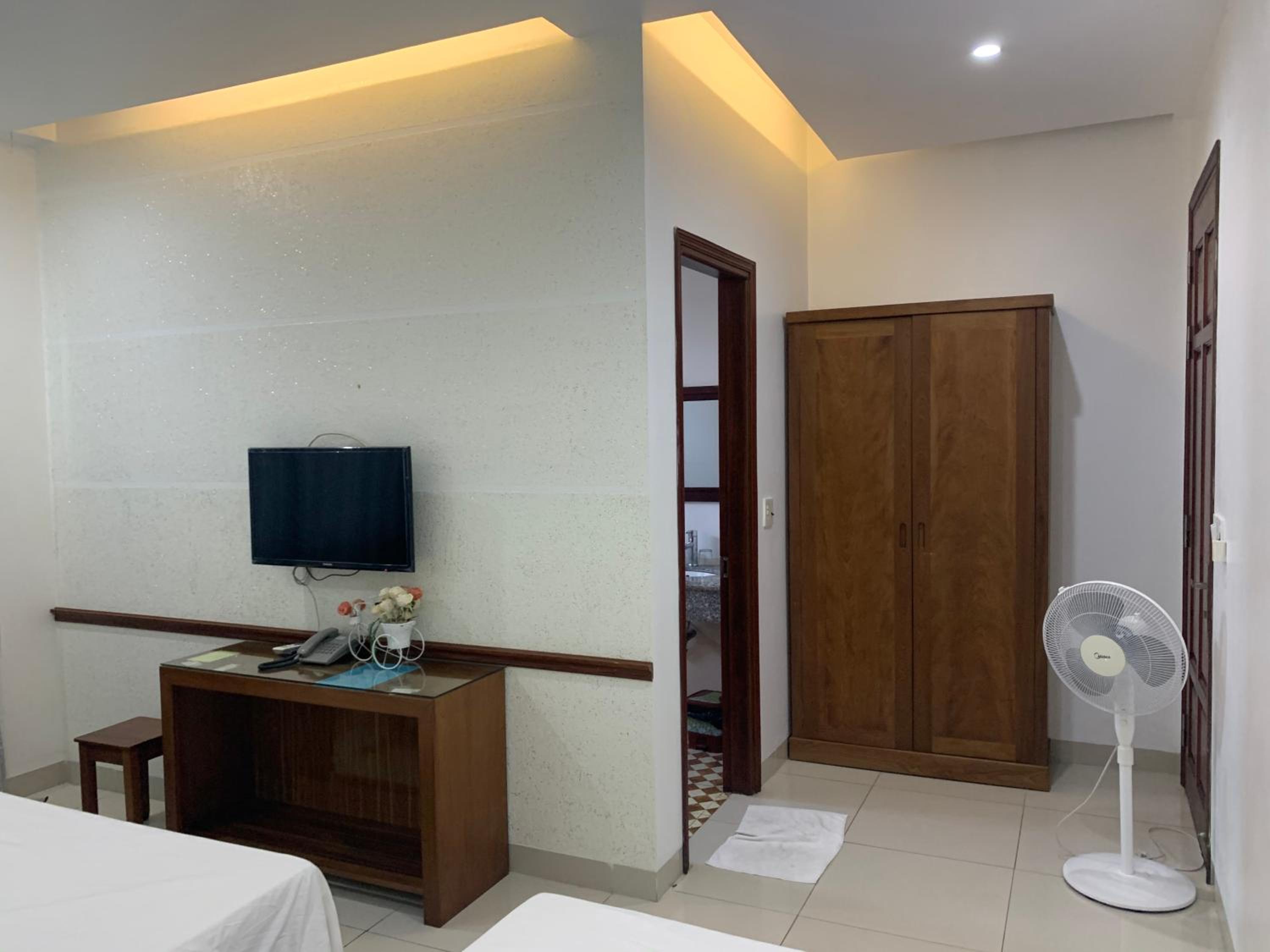 Quadruple Room - Photo 1