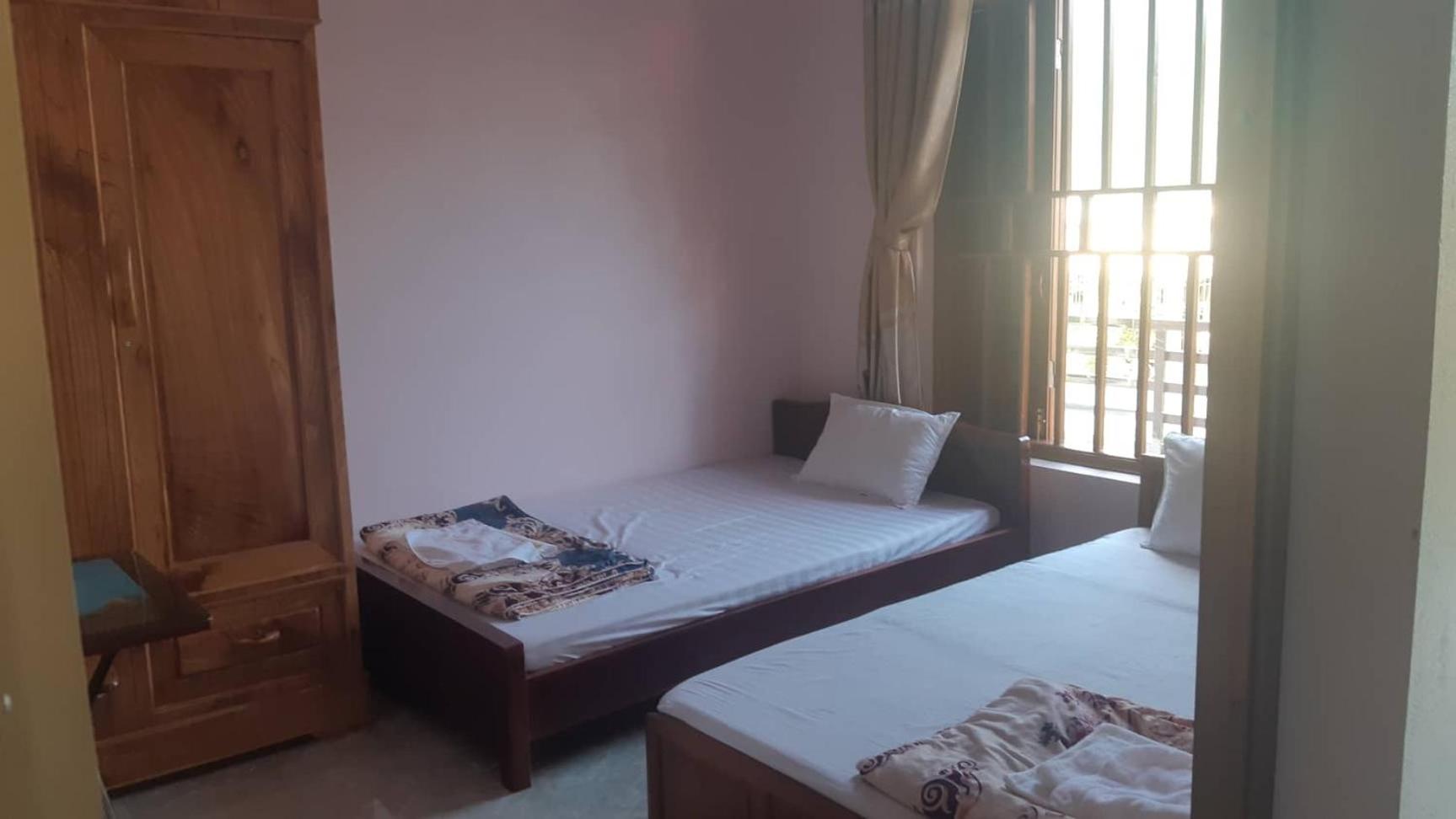 Double Room With Extra Bed photo 2