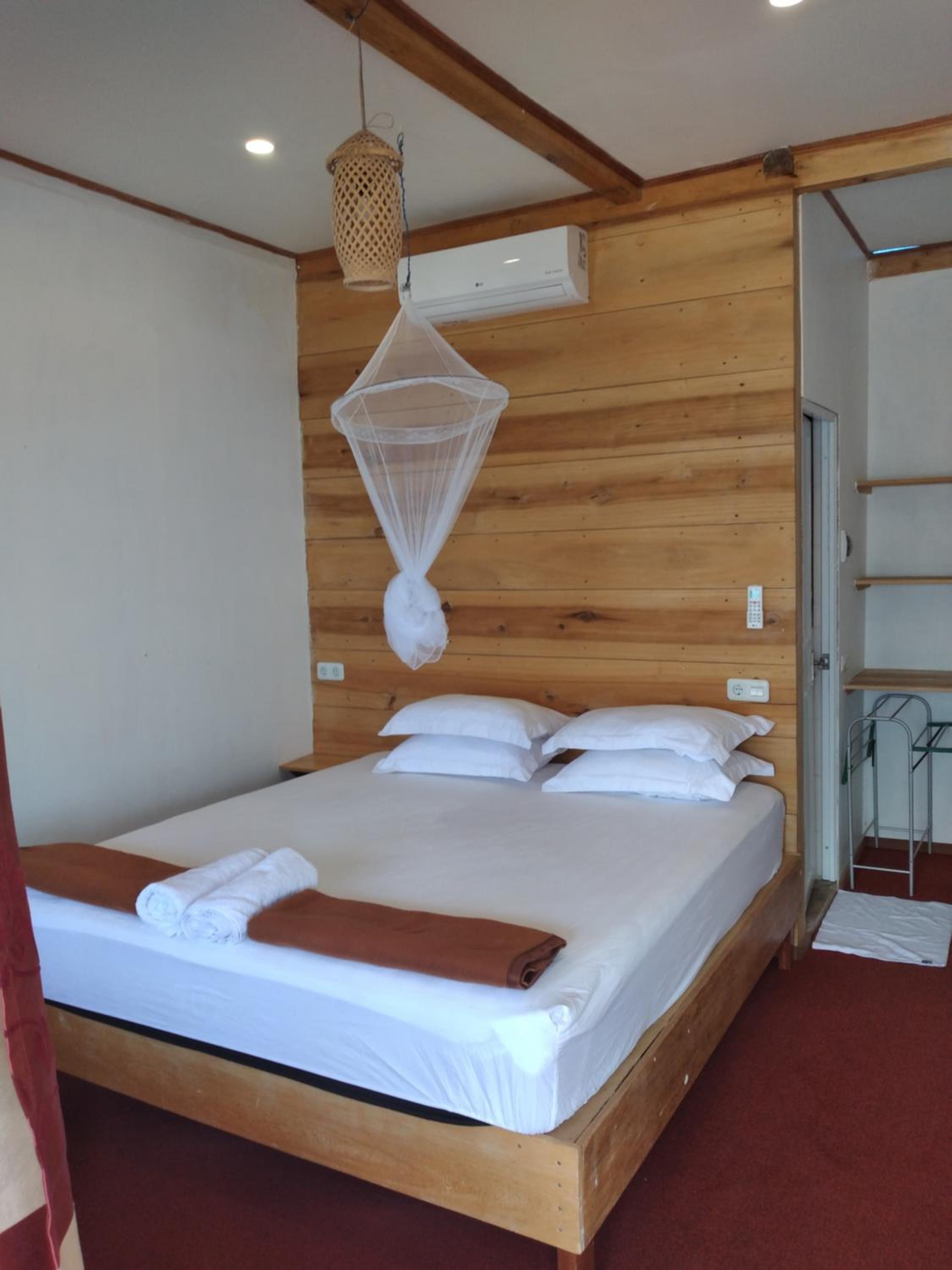 Deluxe Double Room with Balcony and Sea View
