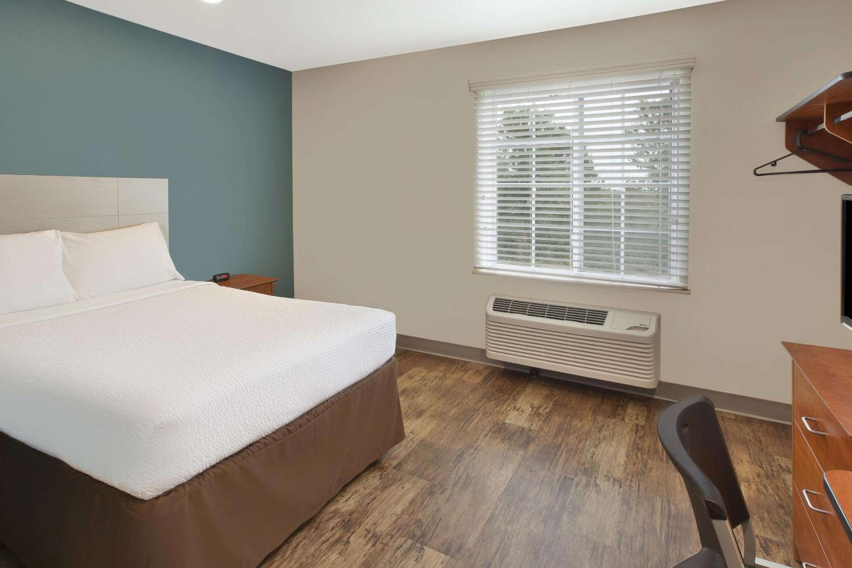 Double Room with Accessible Tub - Disability Access/Non-Smoking photo 1