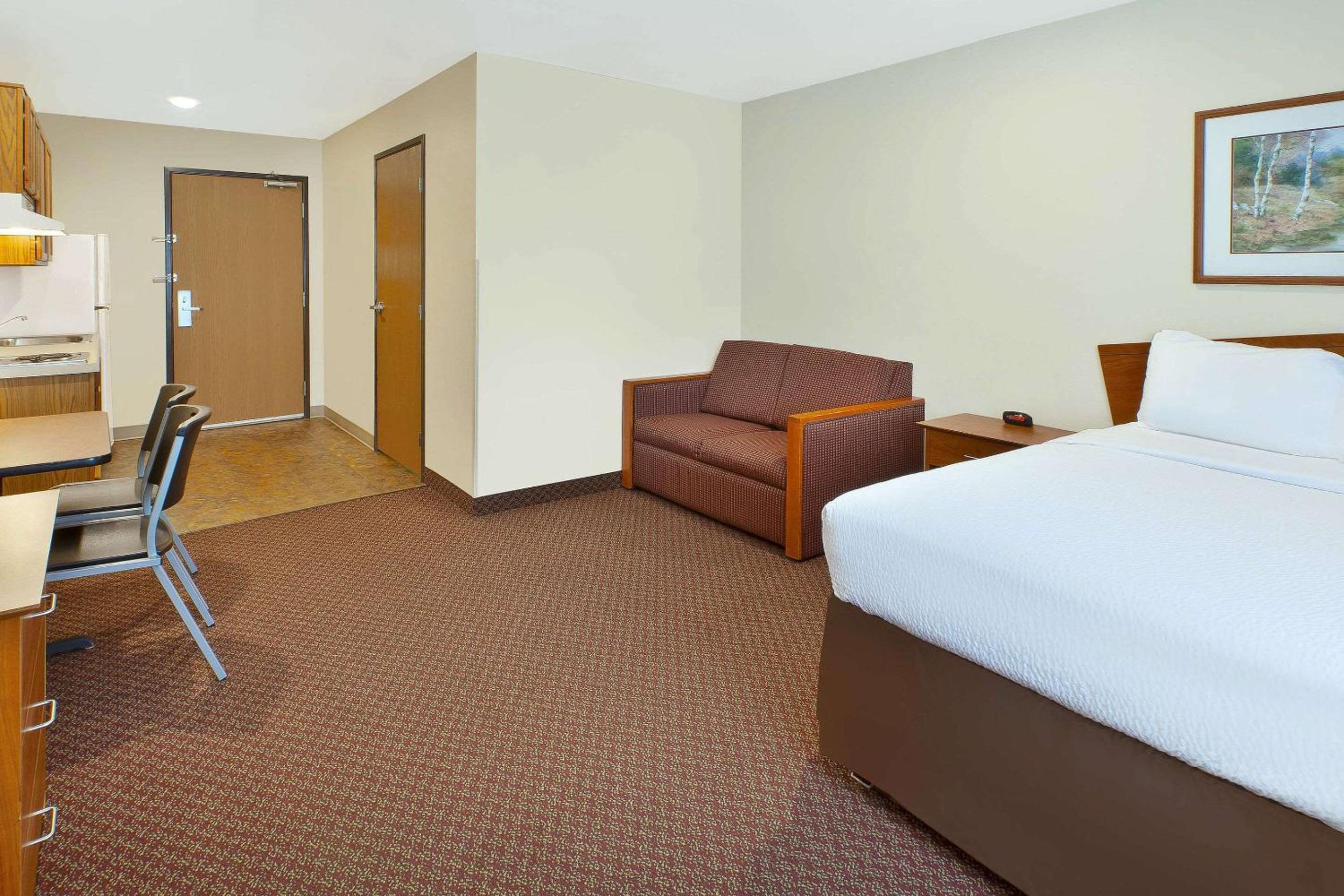 WoodSpring Suites St Louis St Charles, Zdjęcie 3