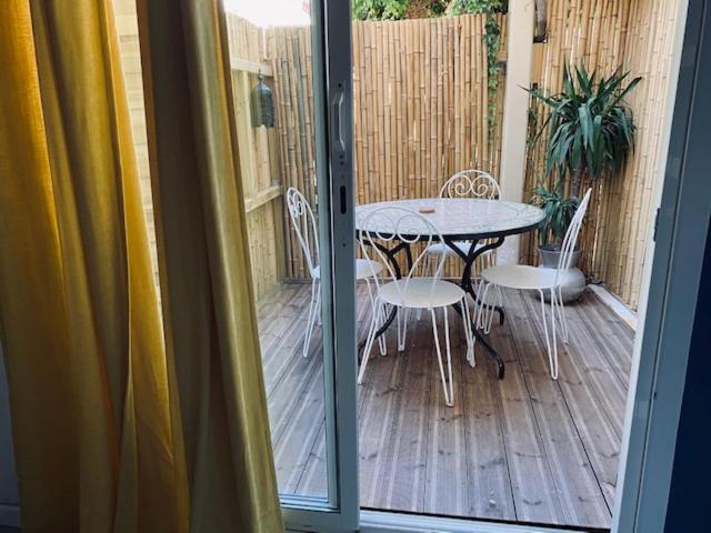 Air-Conditioned Family Room with Private Terrace photo 2