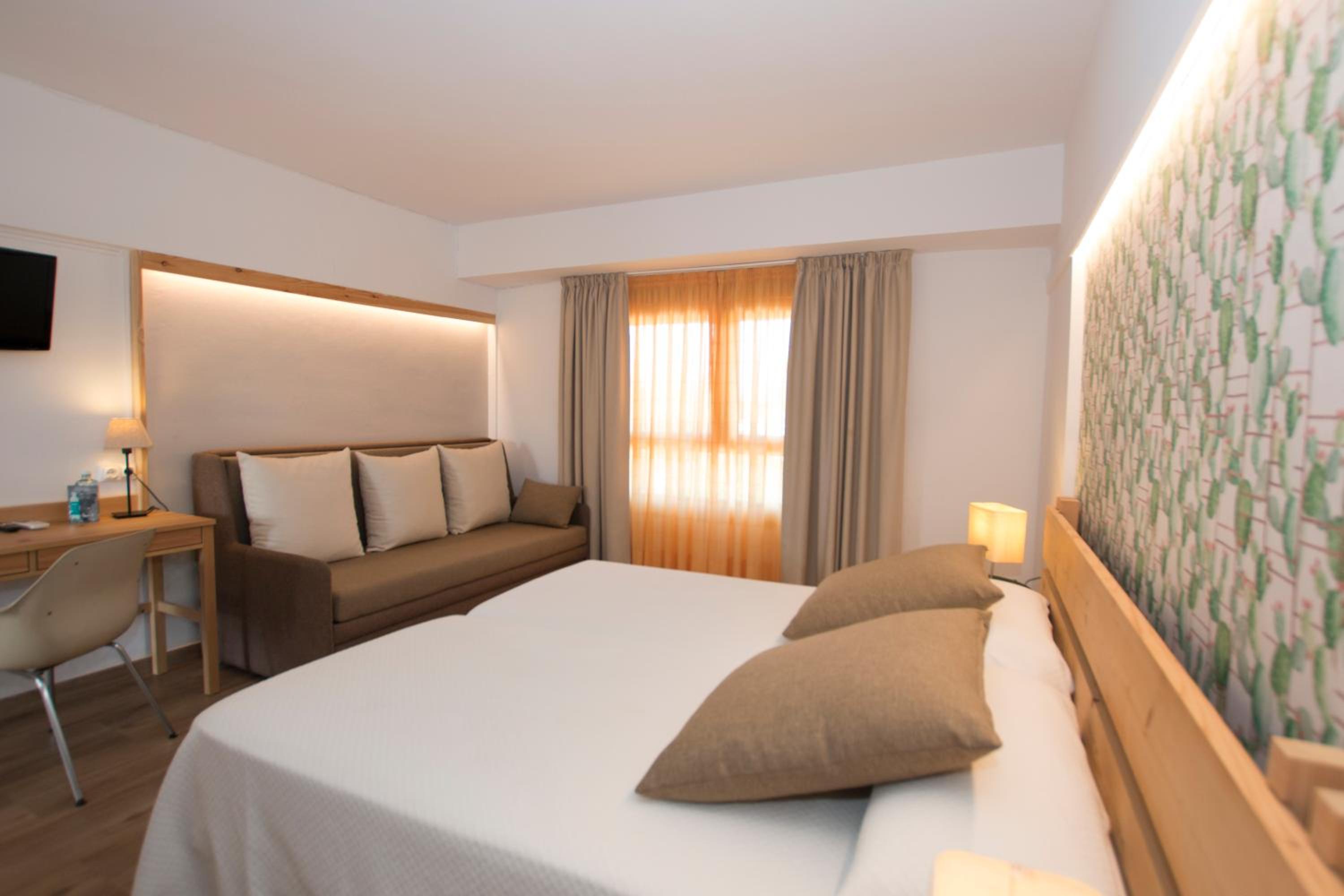 Habitación Estándar con Dos Camas Individuales