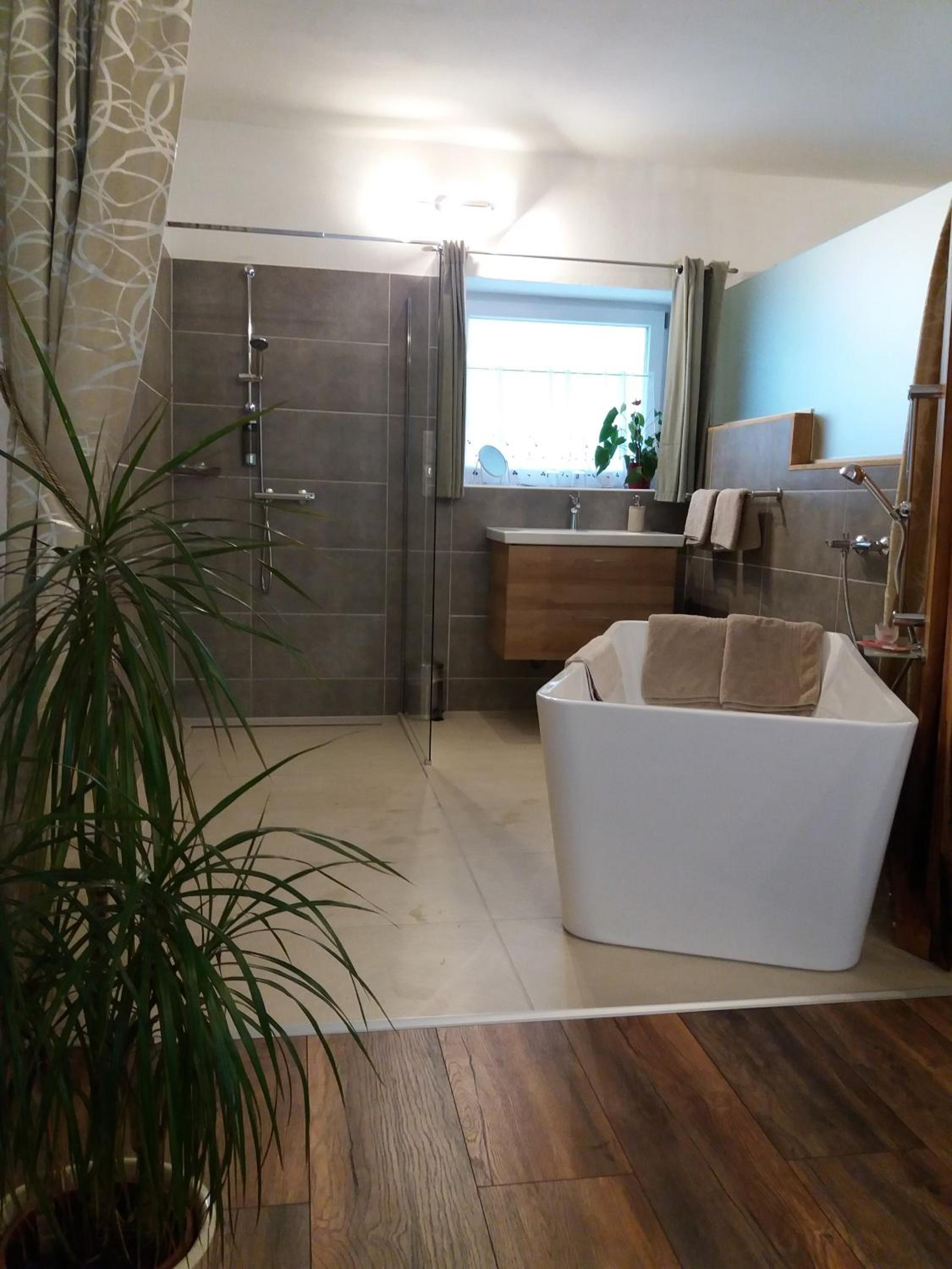Apartment - Photo 2