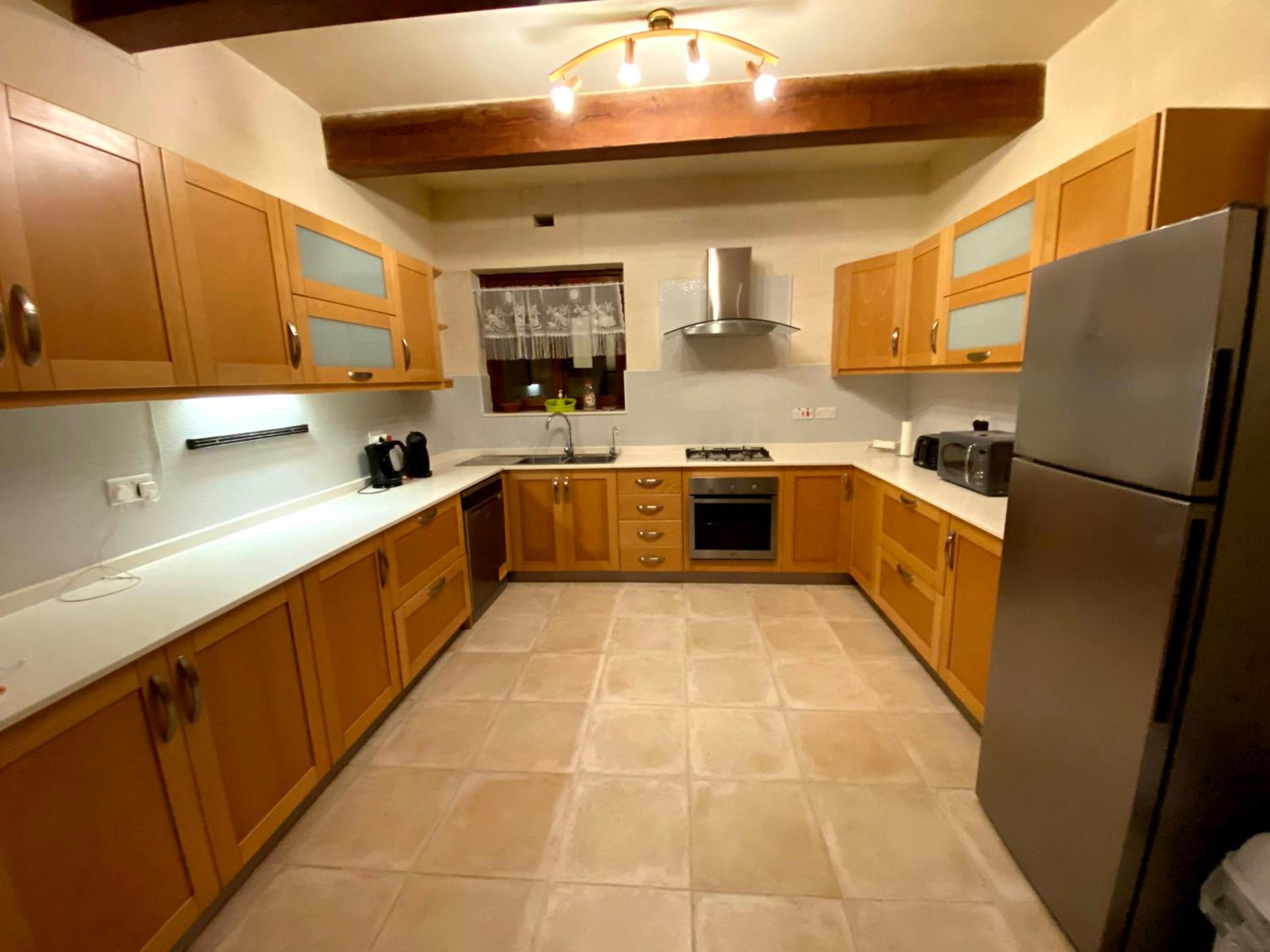 Villa photo 3