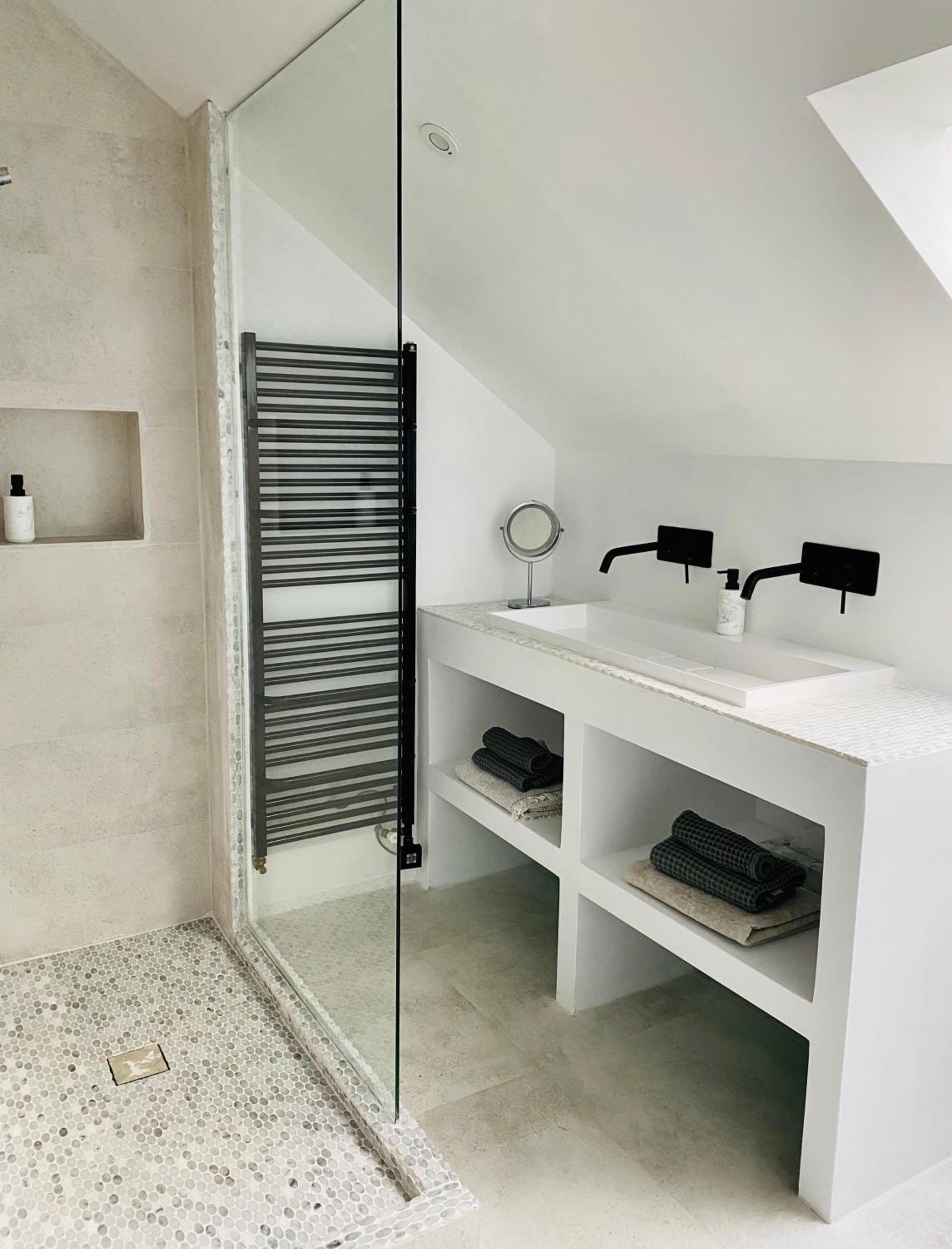 Double Room with Balcony - Photo 2