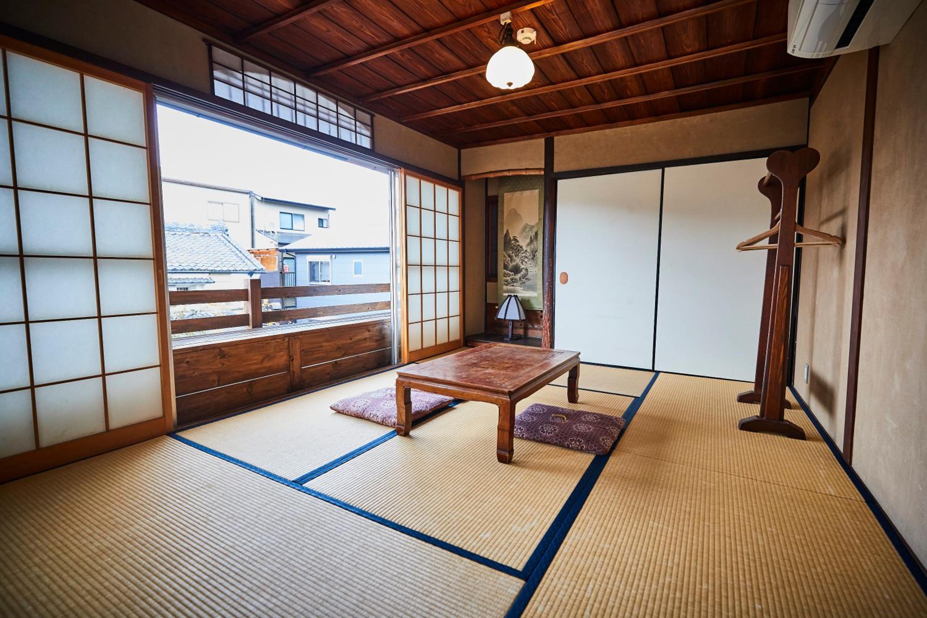 Japanese-Style Triple Room - Second Floor
