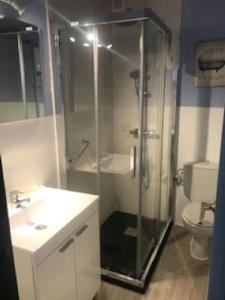 Double Room - Photo 10