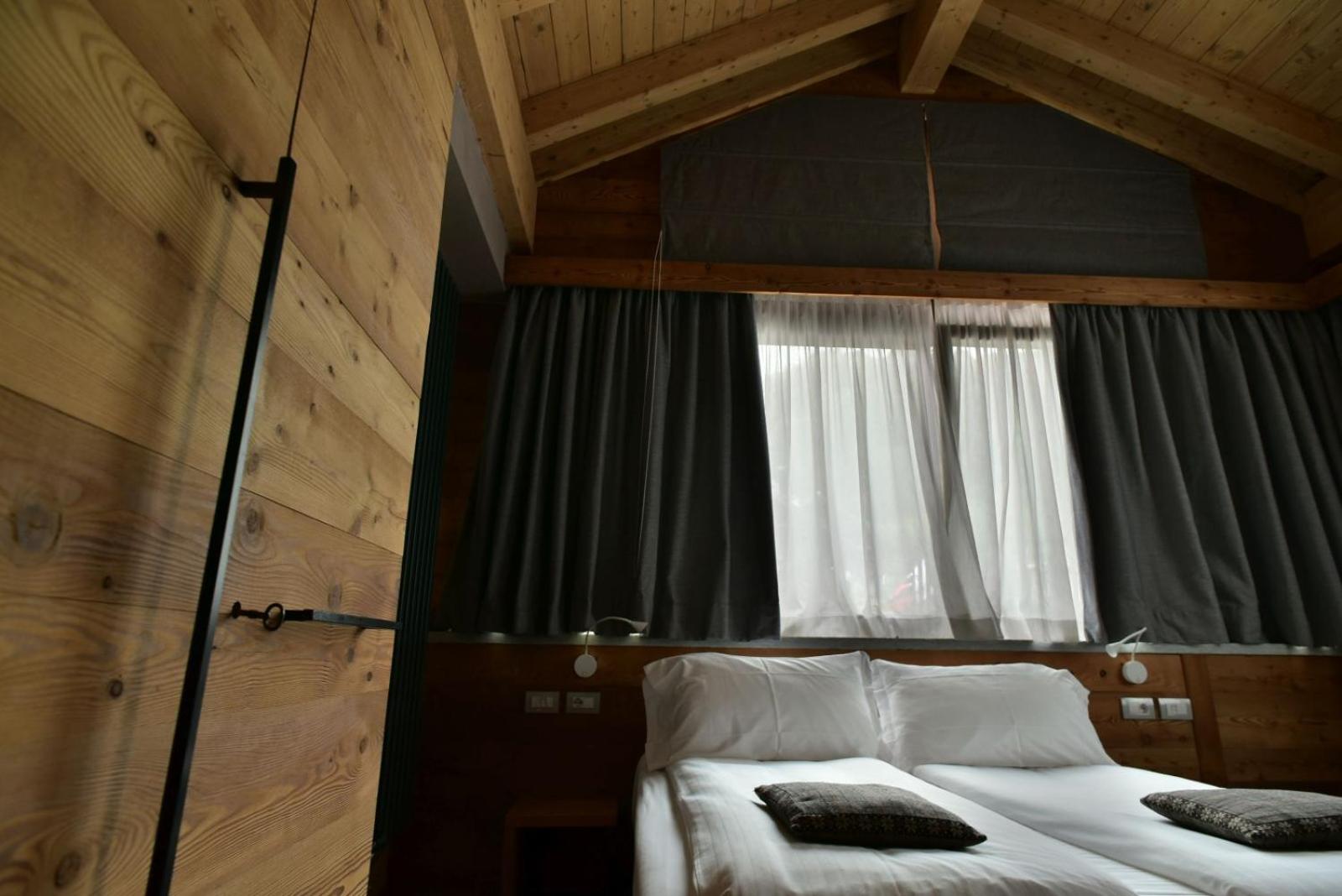 Standard Double Room - Photo 5