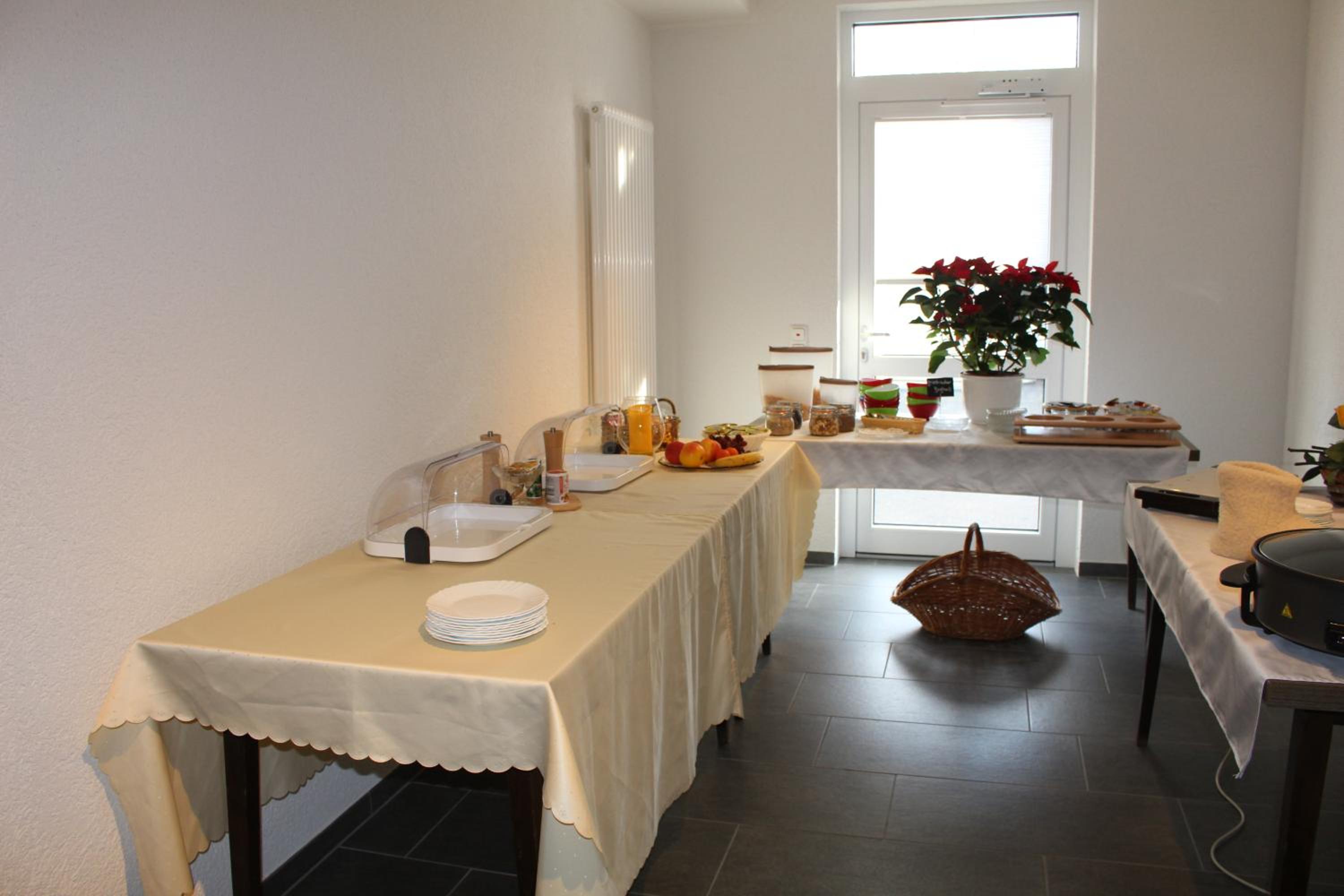 Double Room - Photo 6
