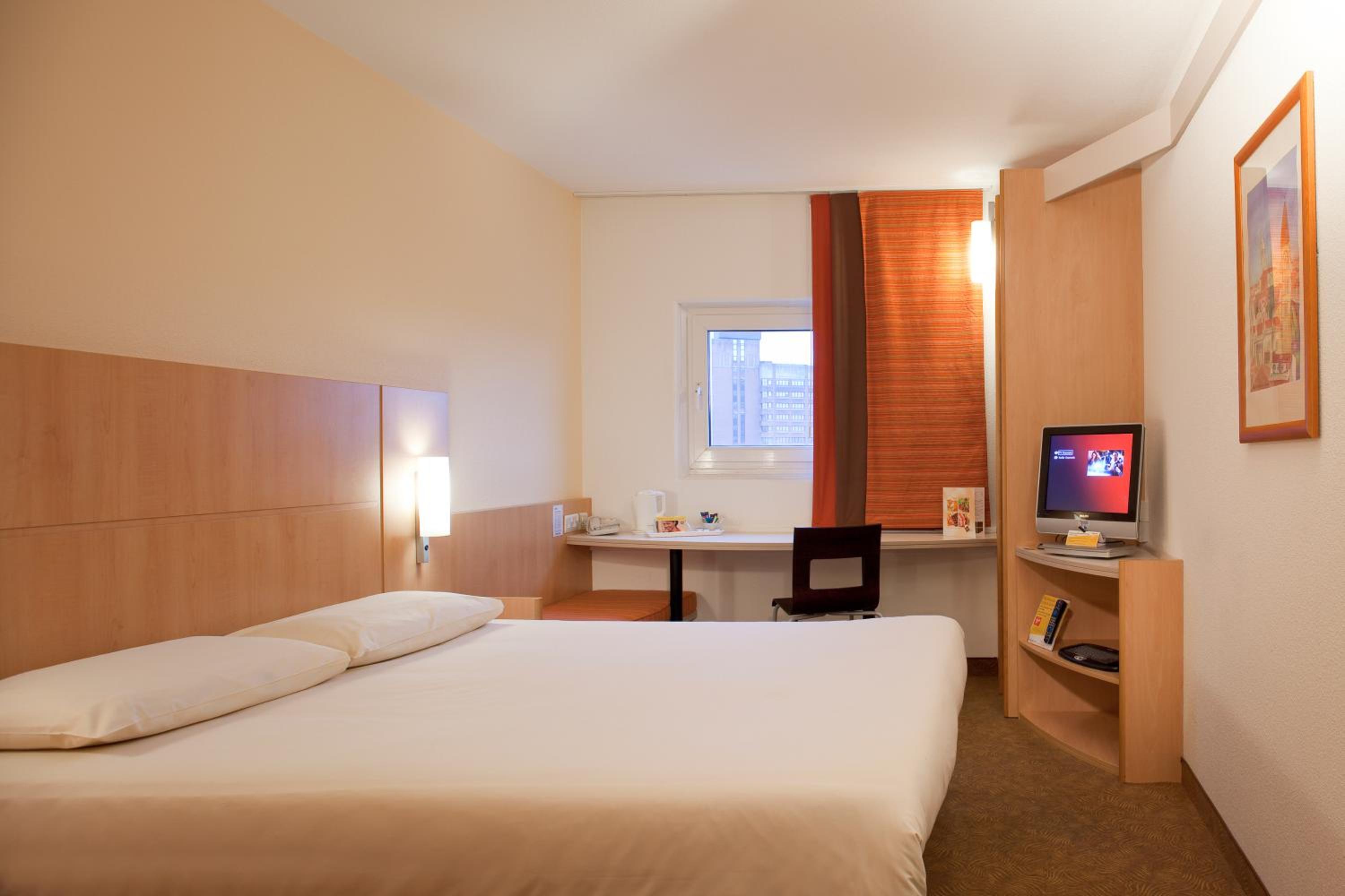 Double Room - Photo 4