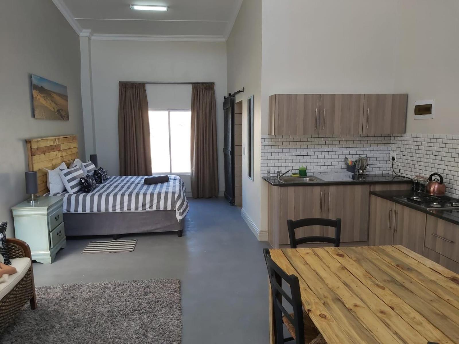 Family Room - Photo 1
