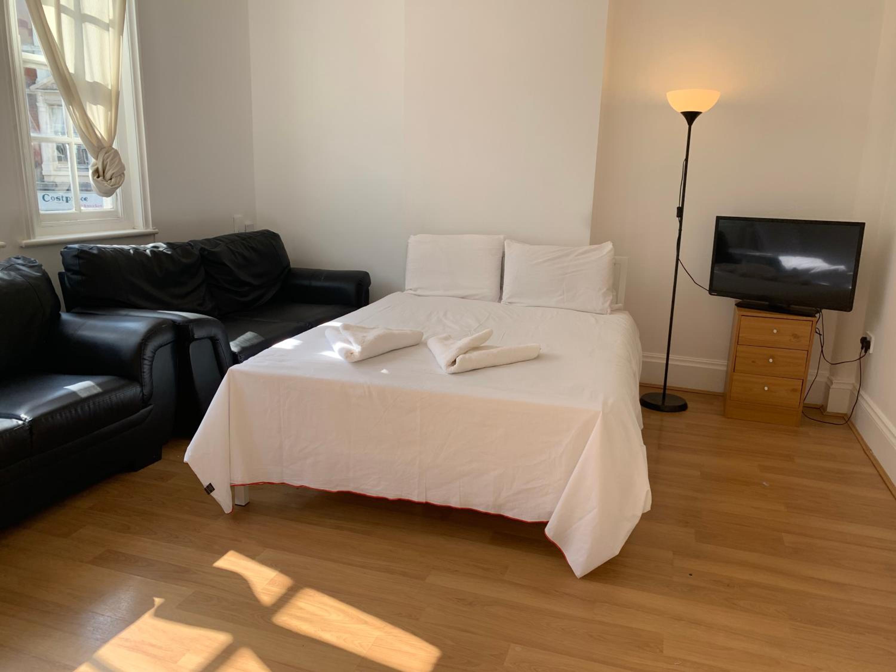 Budget Double Room photo 1