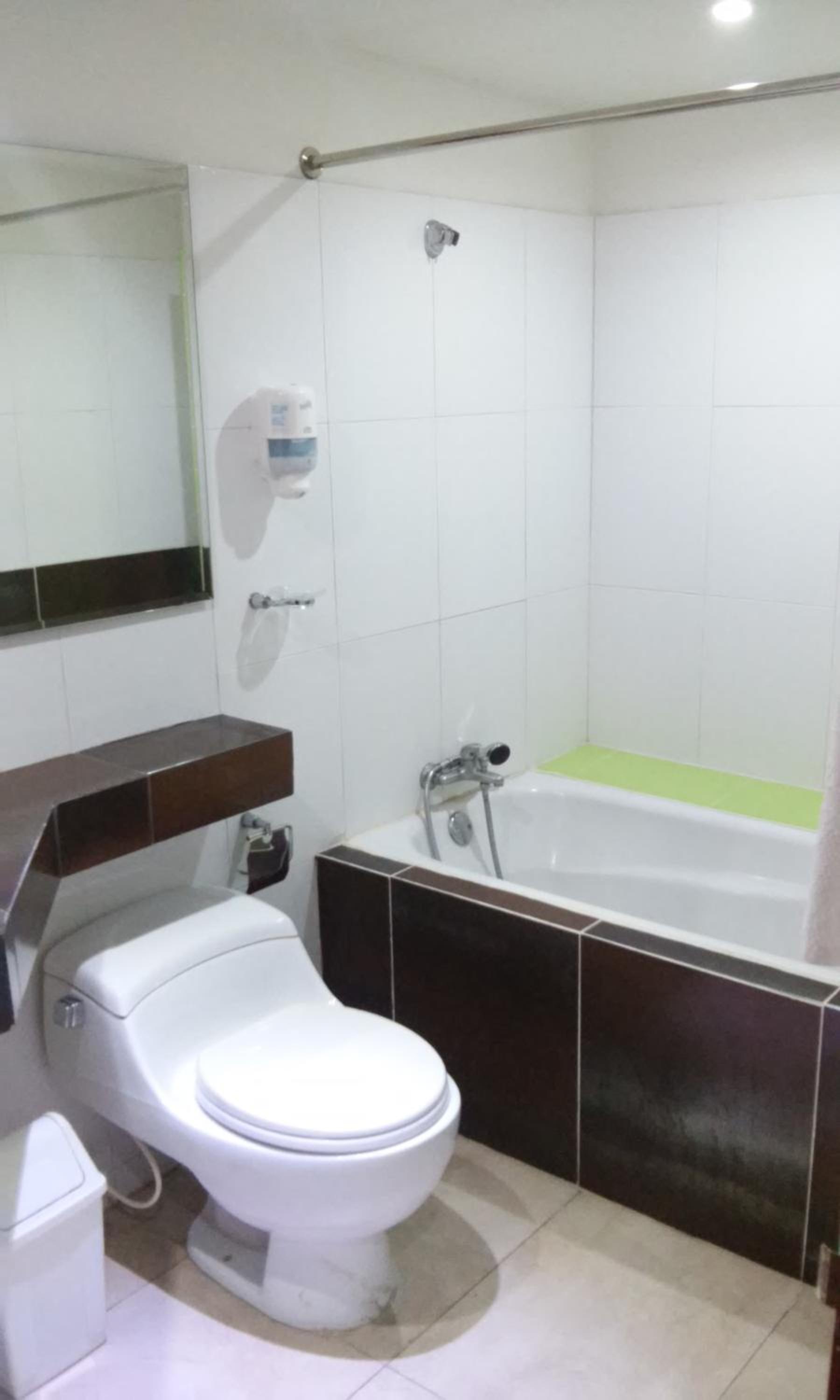 Standard Double Room - Photo 5