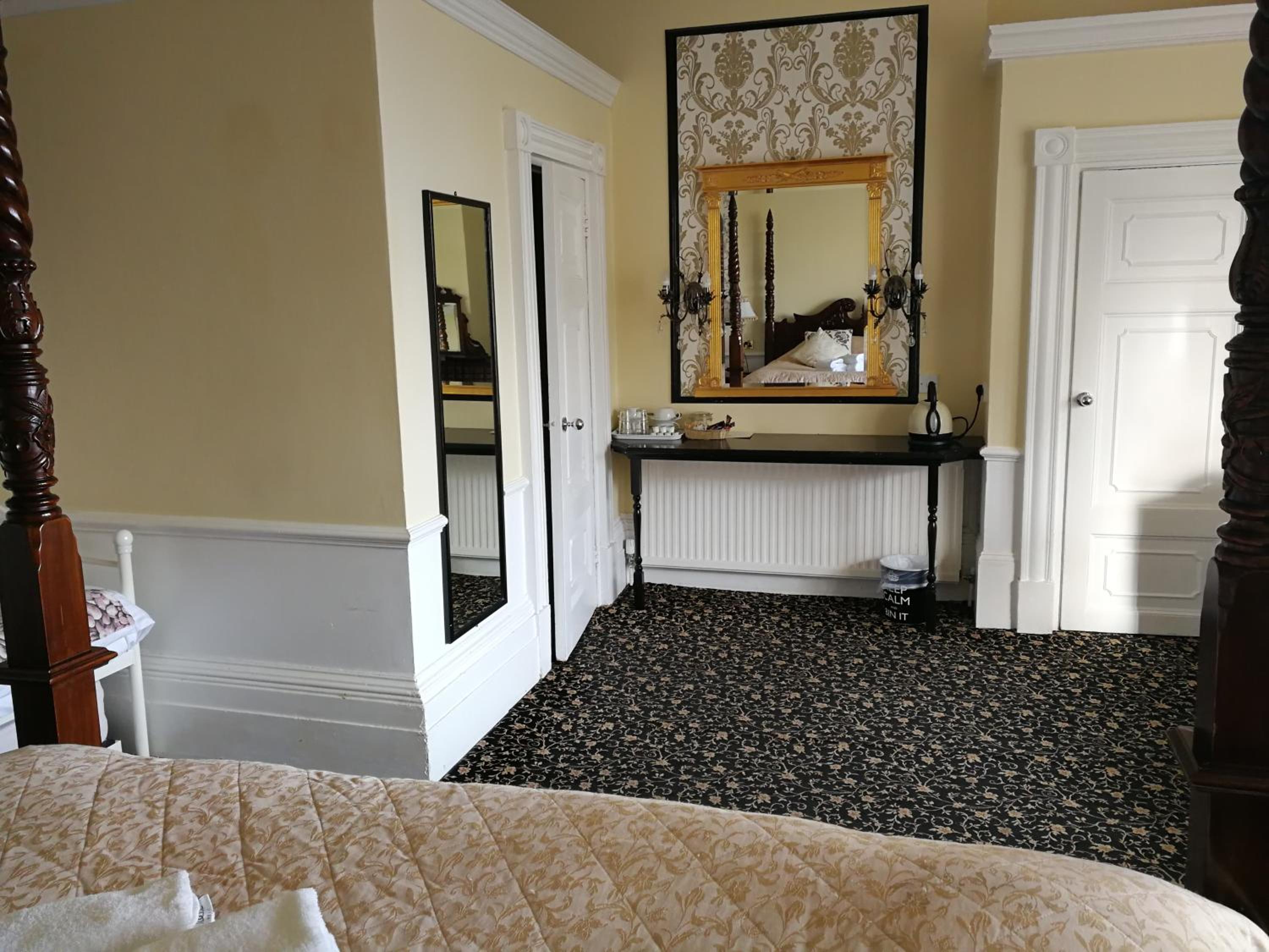 Superior Double Room with Balcony and Seaview - Photo 6