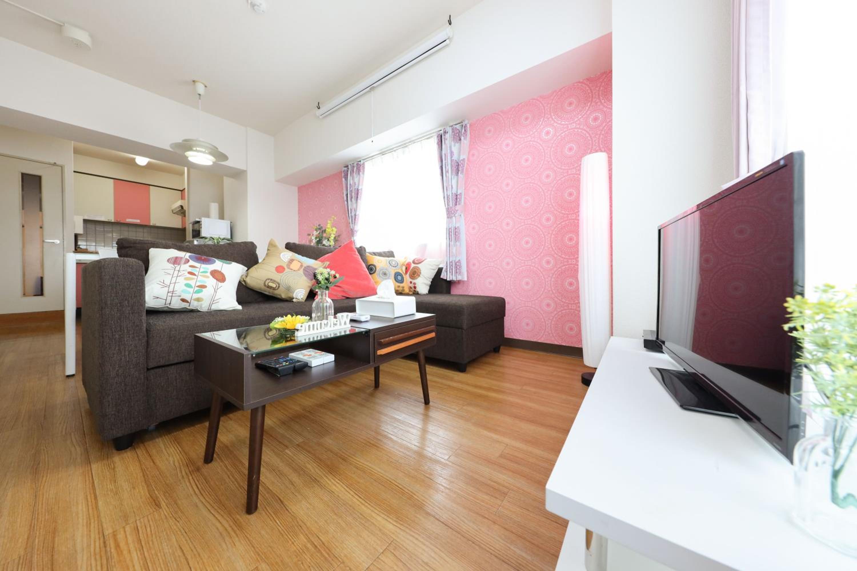 Three-Bedroom Apartment - Photo 10