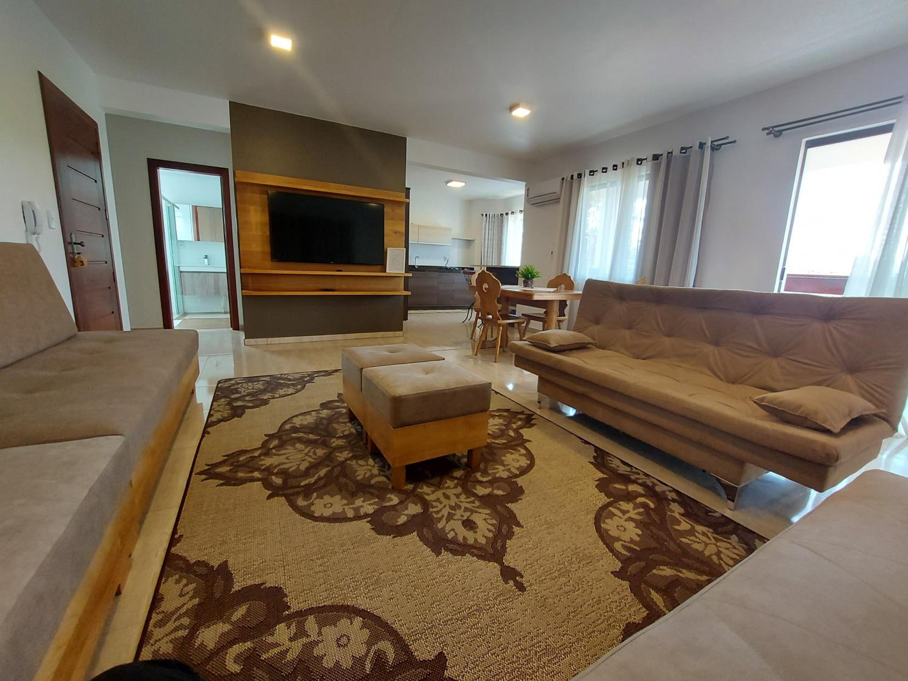 Apartment with Balcony photo 2