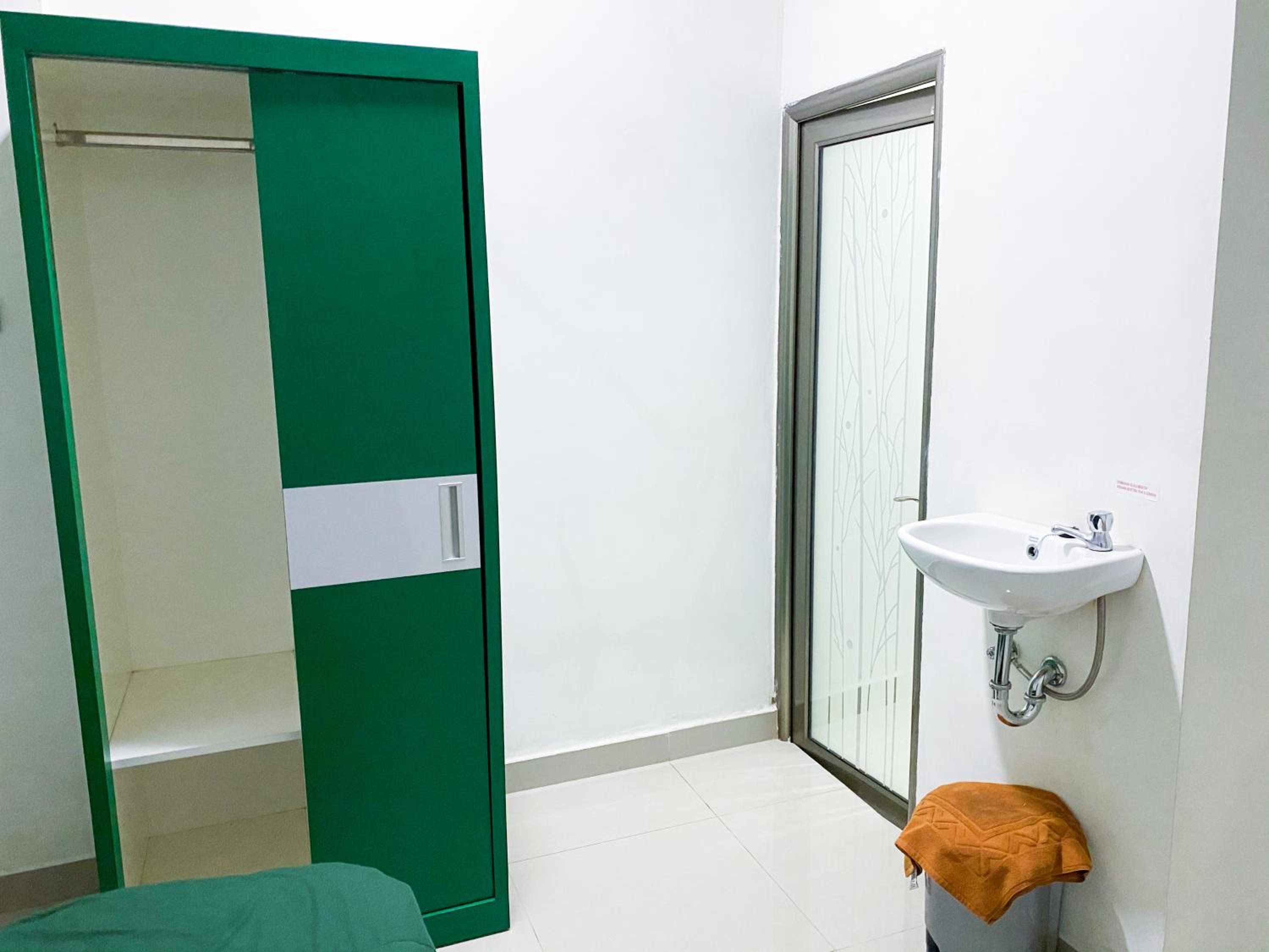 Standard Double Room - Photo 4