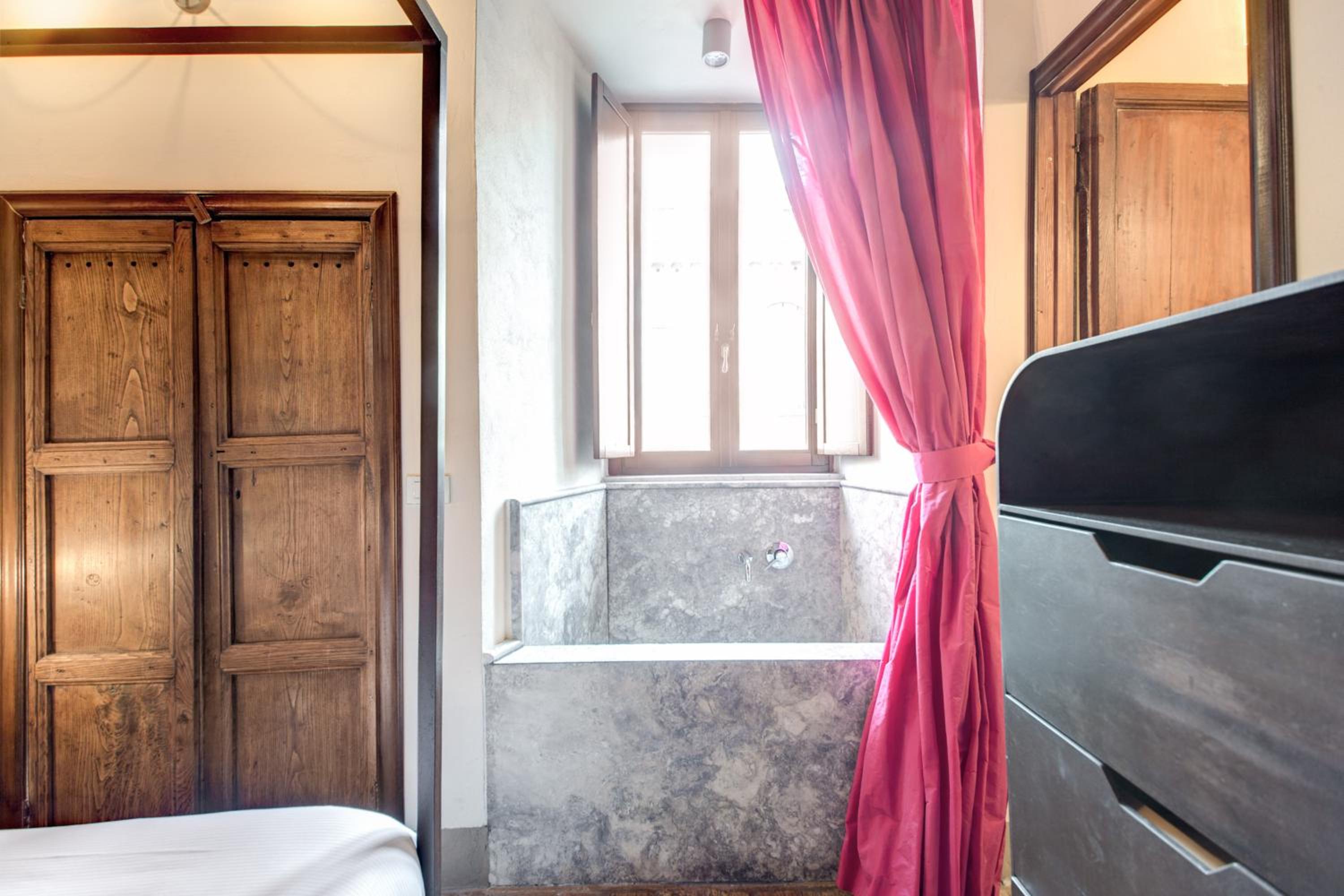 Superior Double Room with Additional Bed photo 2