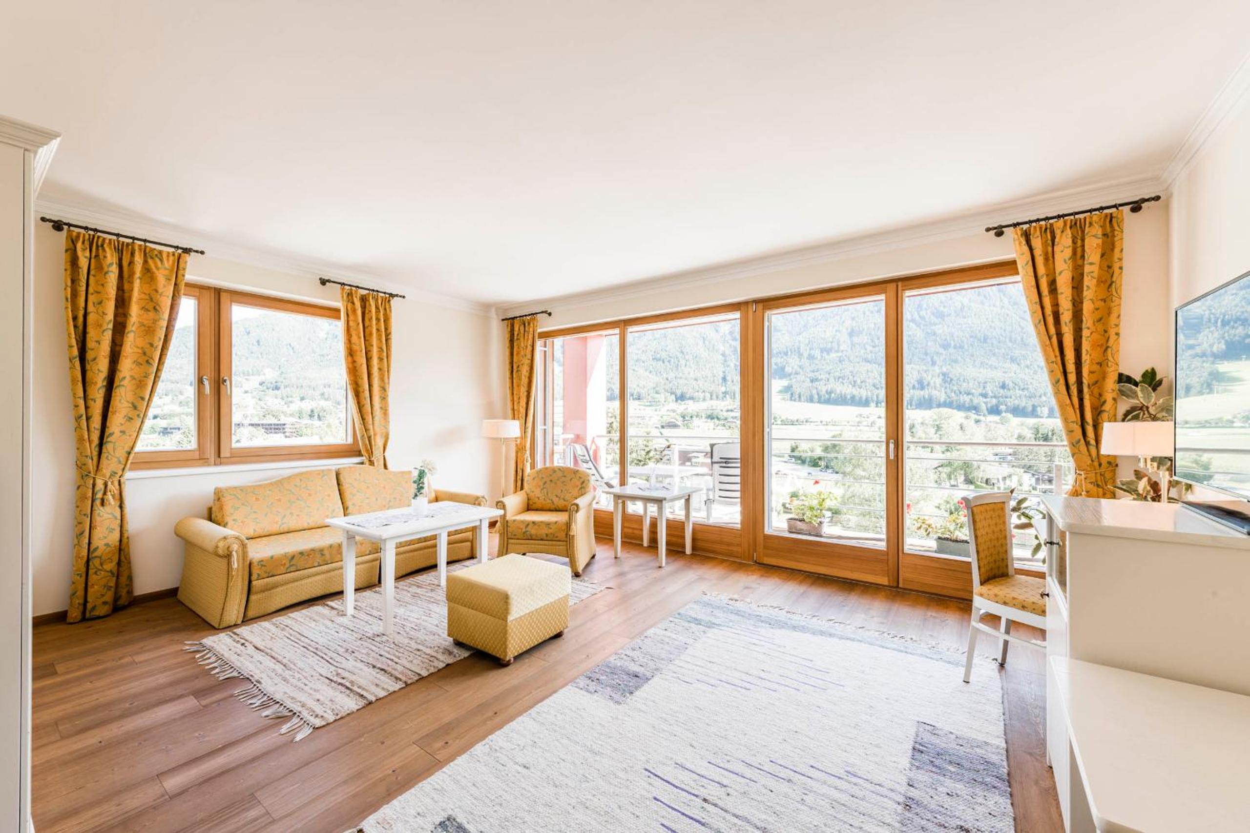Two-Bedroom Suite photo 1
