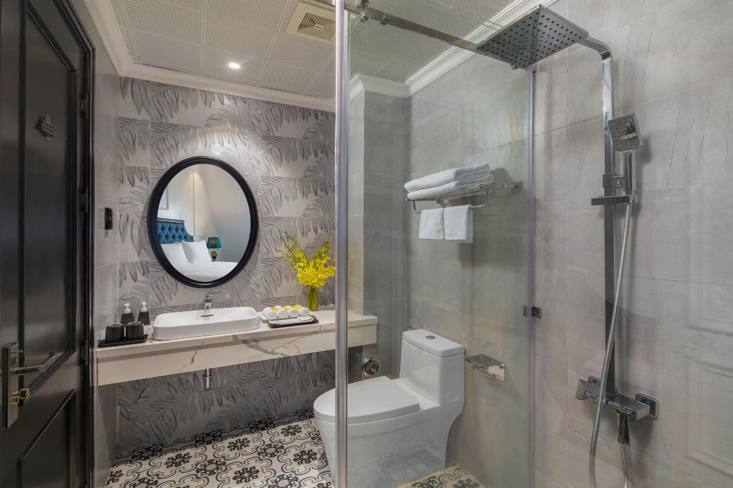 Superior Double or Twin Room - Photo 11
