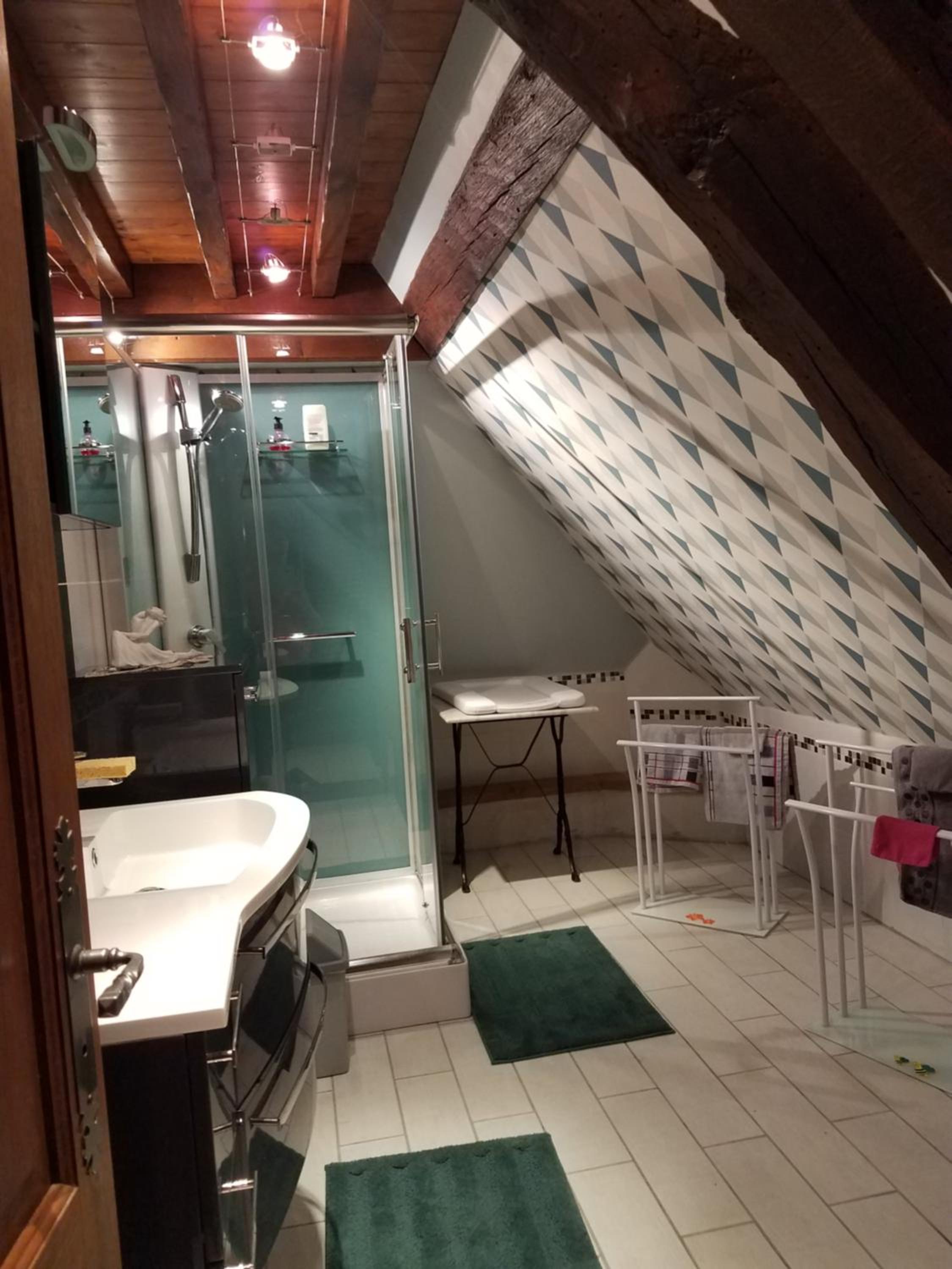 Double Room - Photo 2