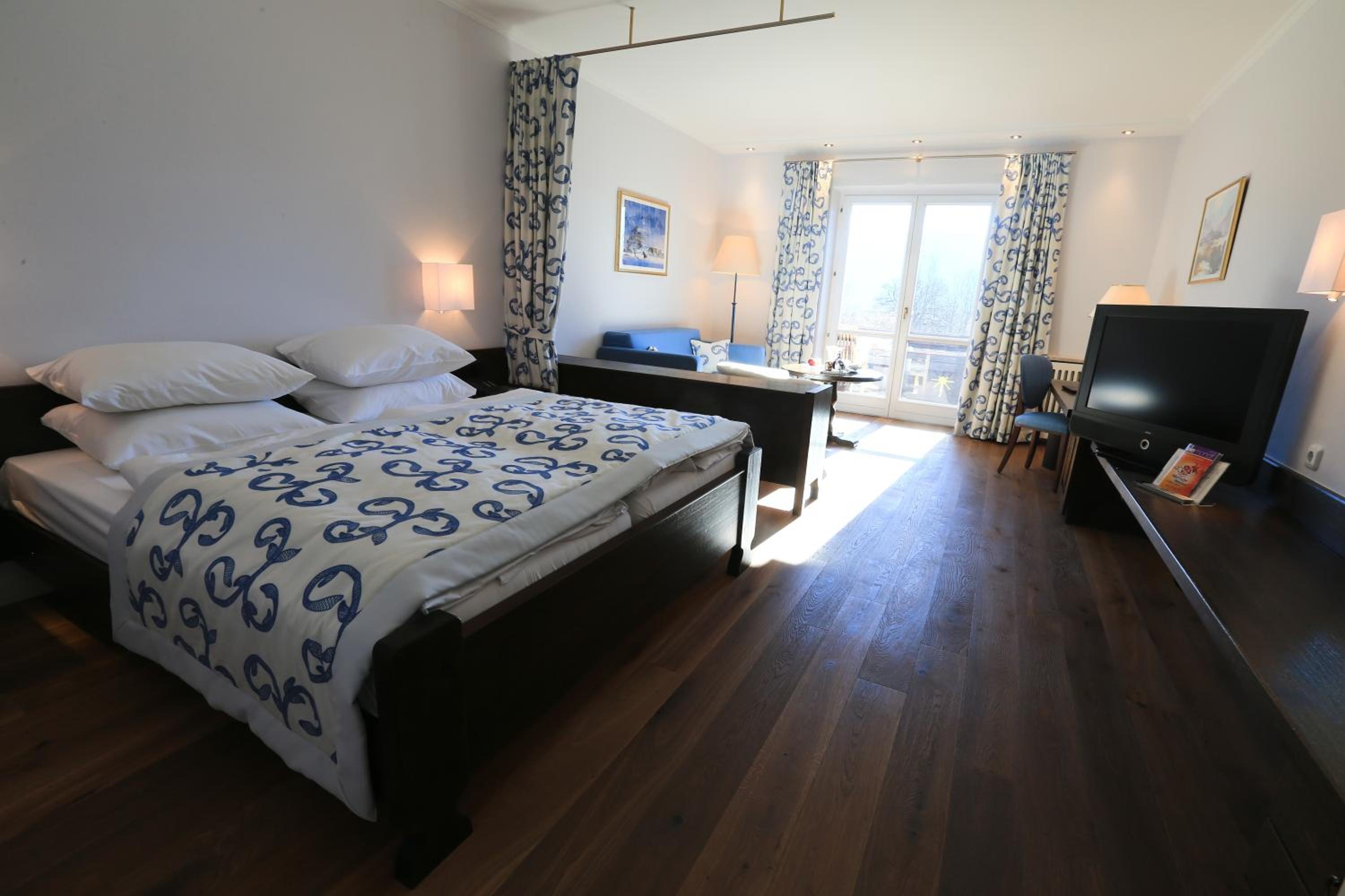 Alpenhof Panorama Double Room photo 3