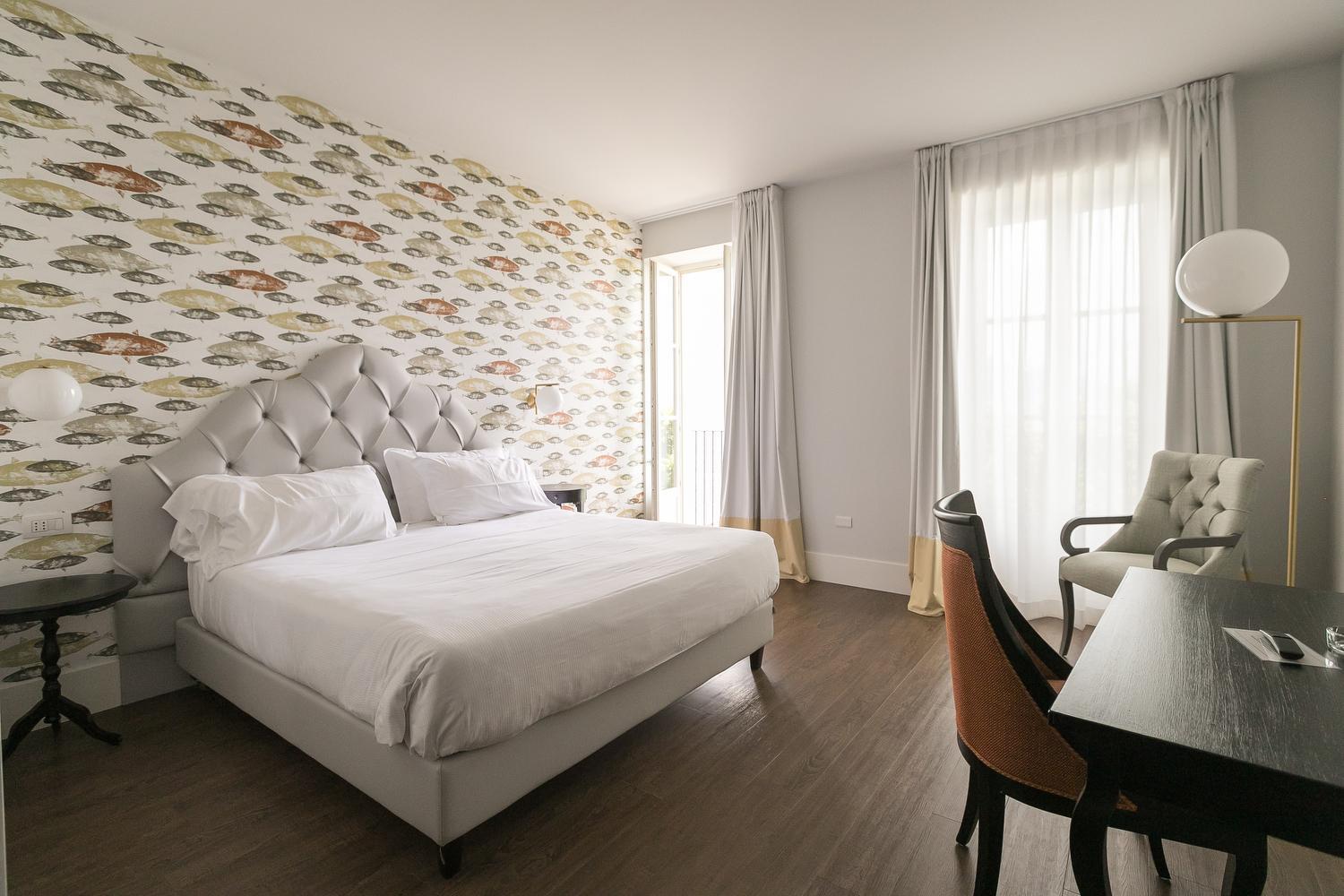 Deluxe Double or Twin Room with Balcony and Lake View - Photo 1