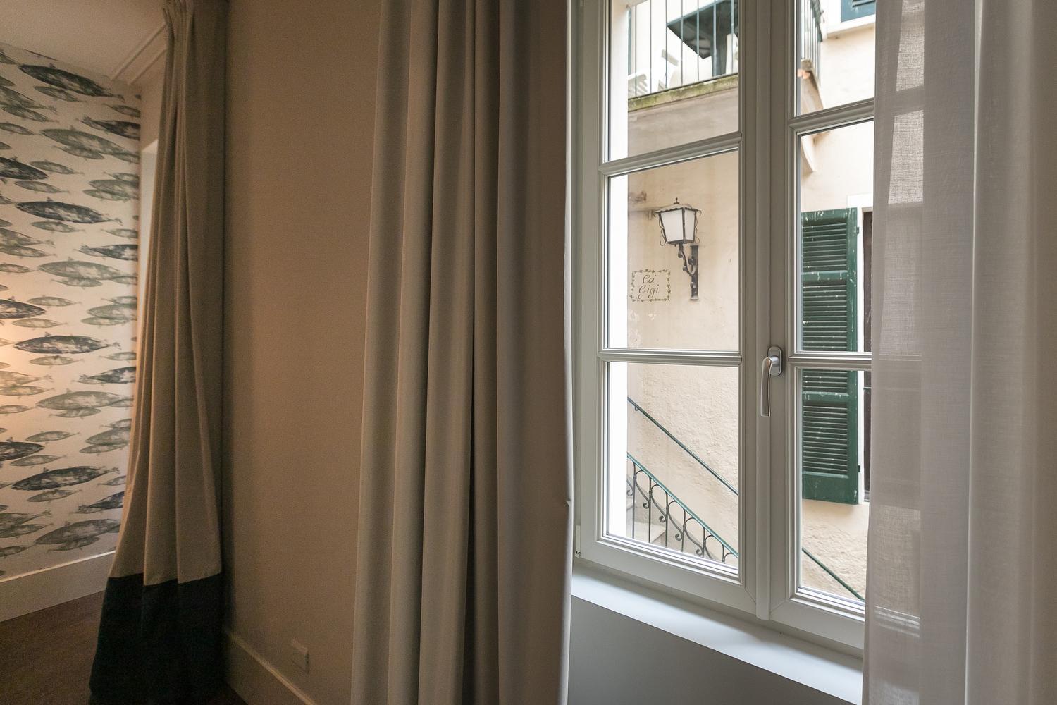 Deluxe Double or Twin Room with City View - Photo 2