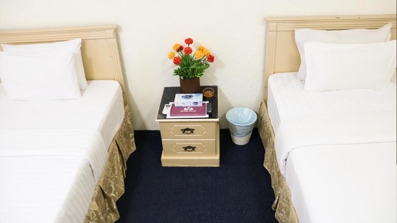 Deluxe Queen Room With Two Queen Beds