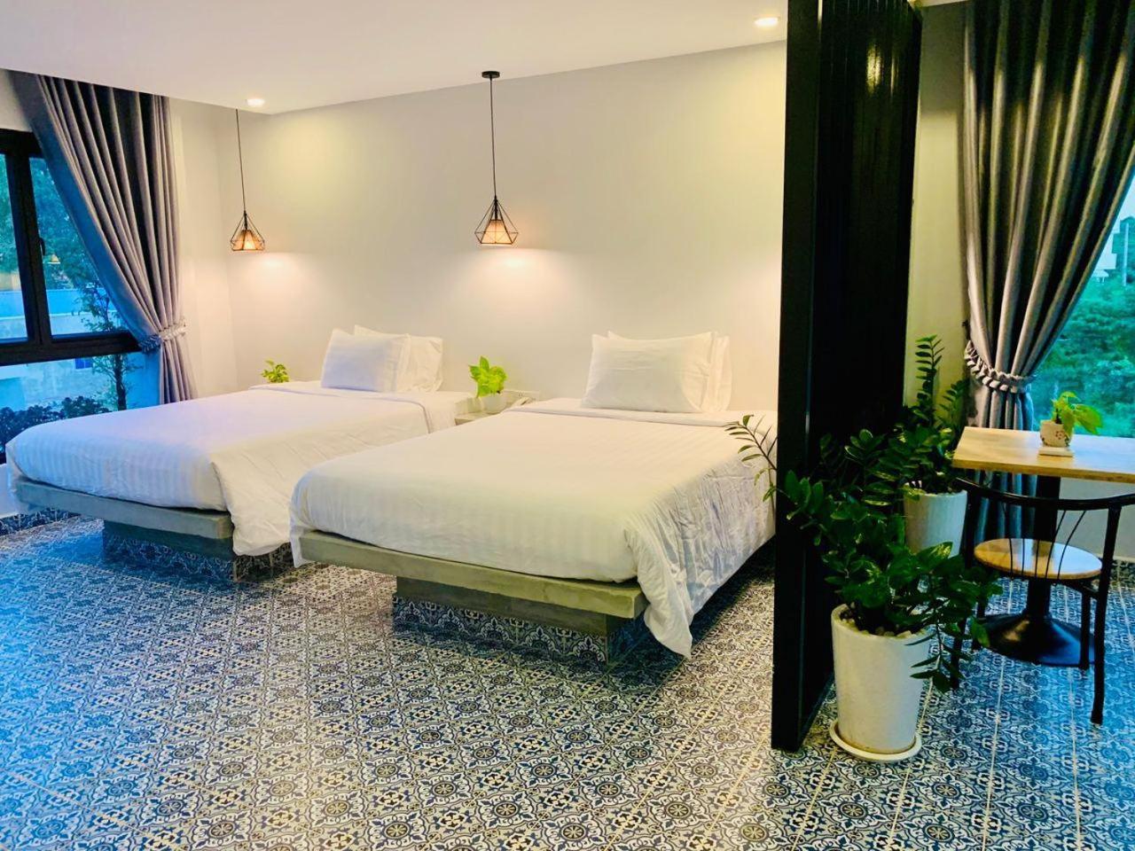 Executive Suite - Photo 4