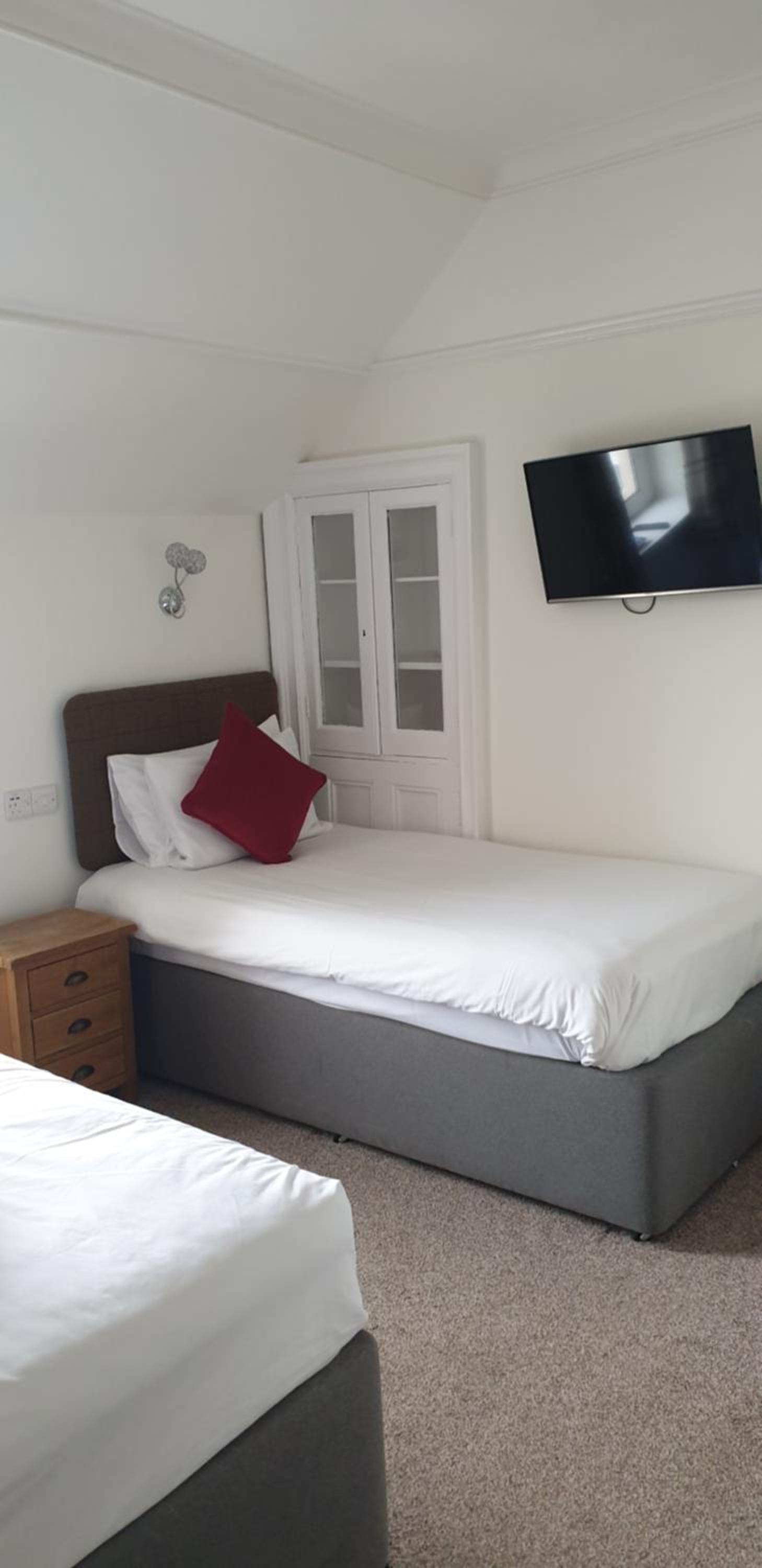 Double or Twin Room - Photo 1