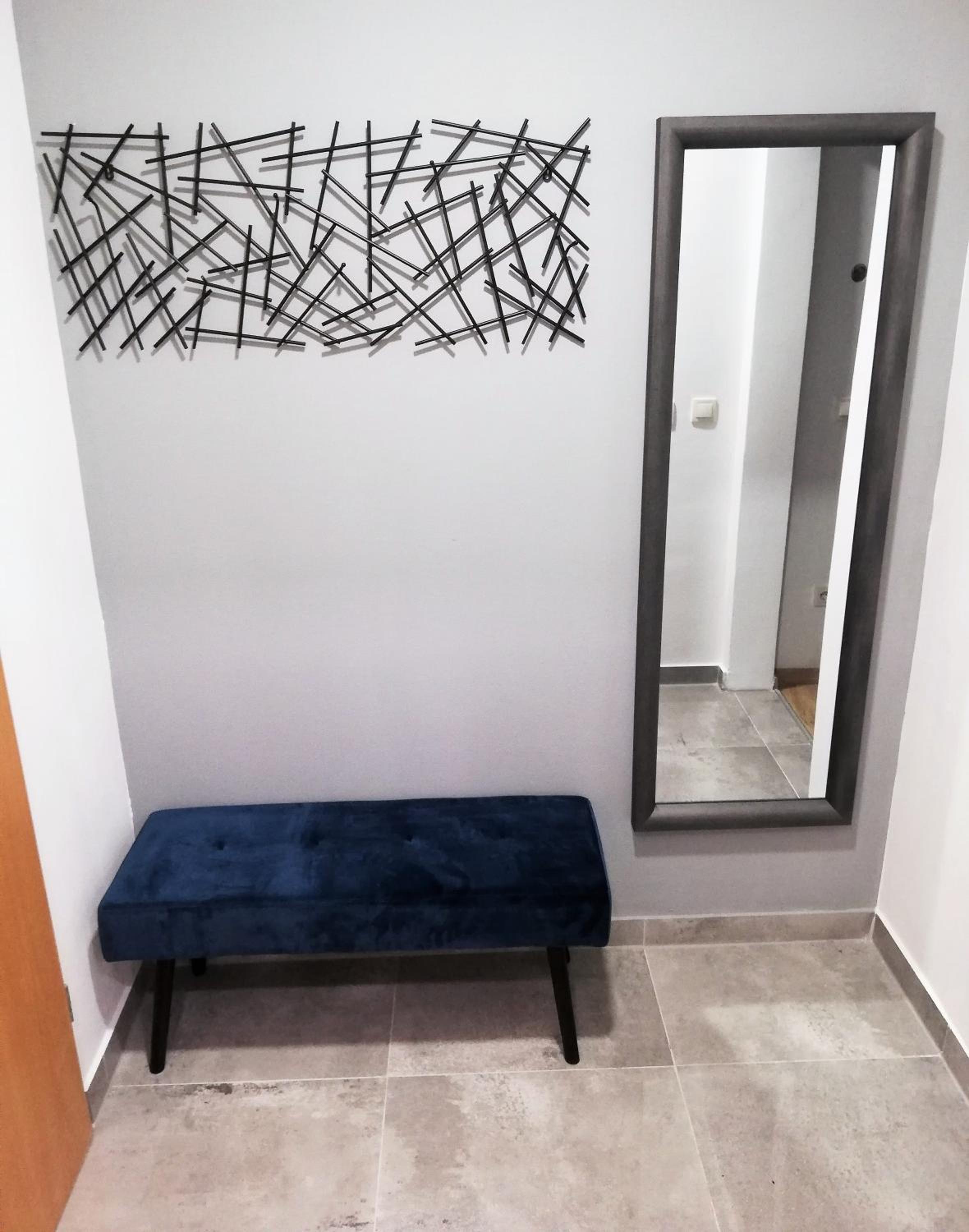 One-Bedroom Apartment - Photo 10